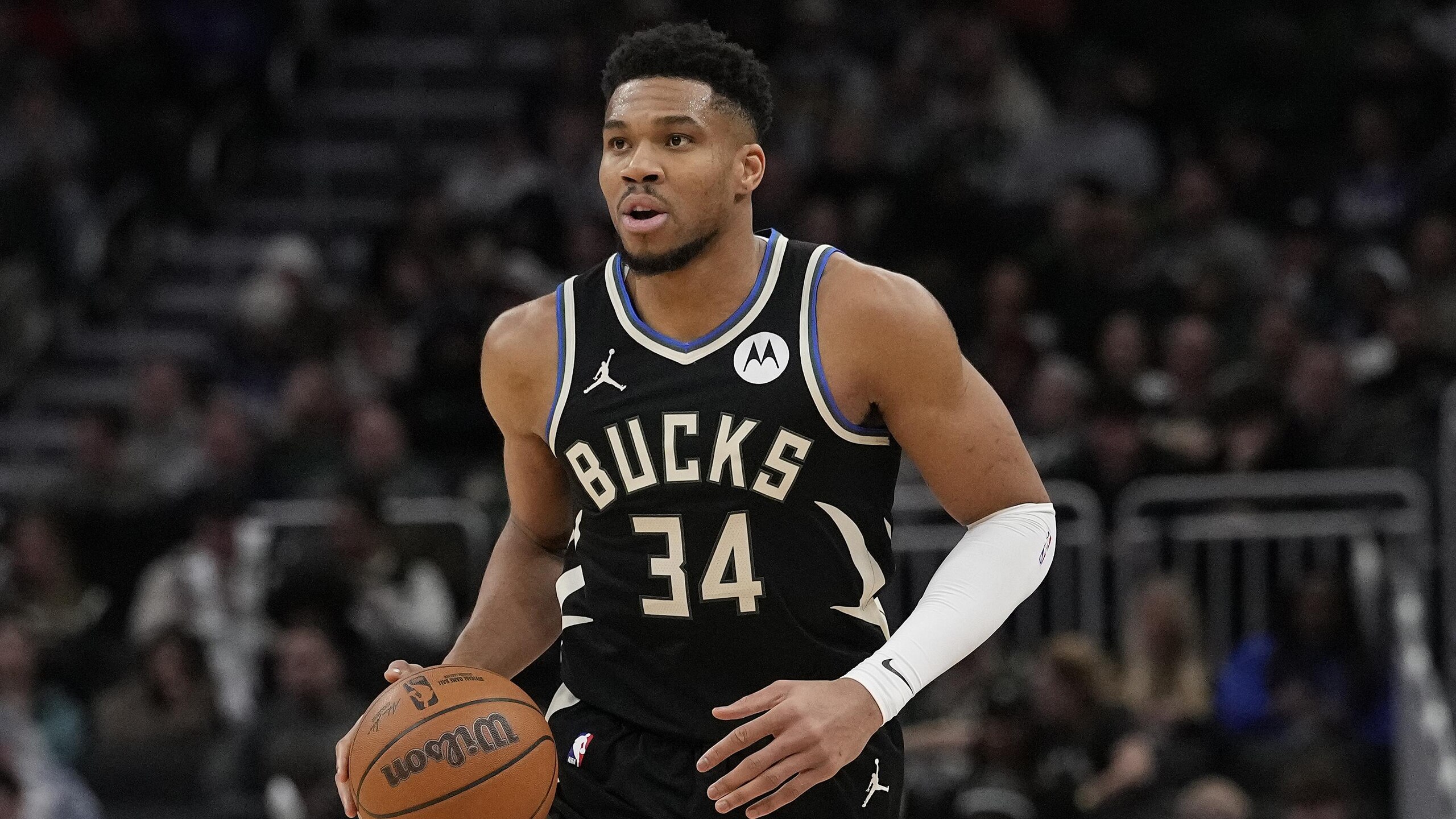 Denver Nuggets v Milwaukee Bucks