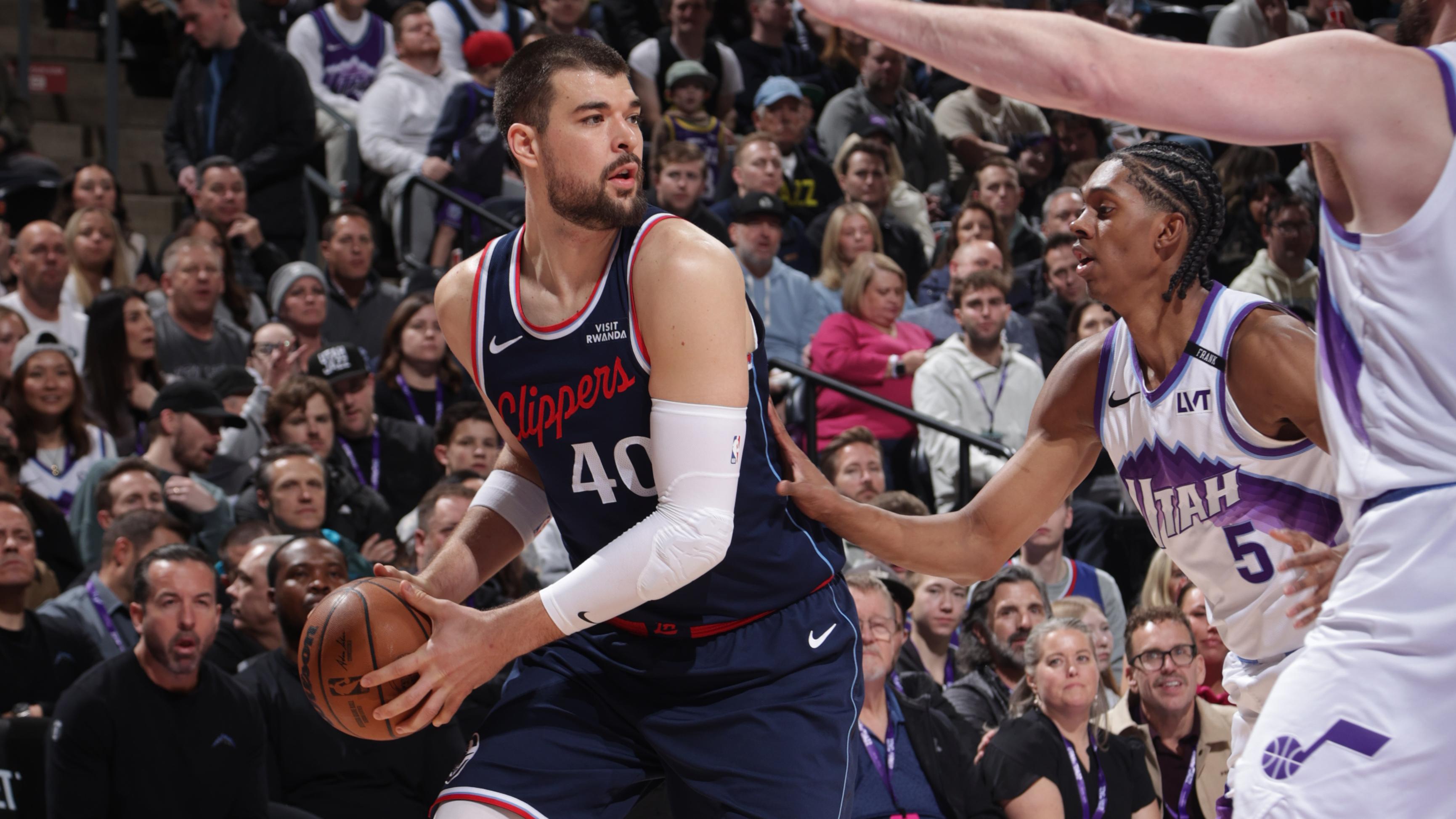 Los Angeles Clippers v Utah Jazz