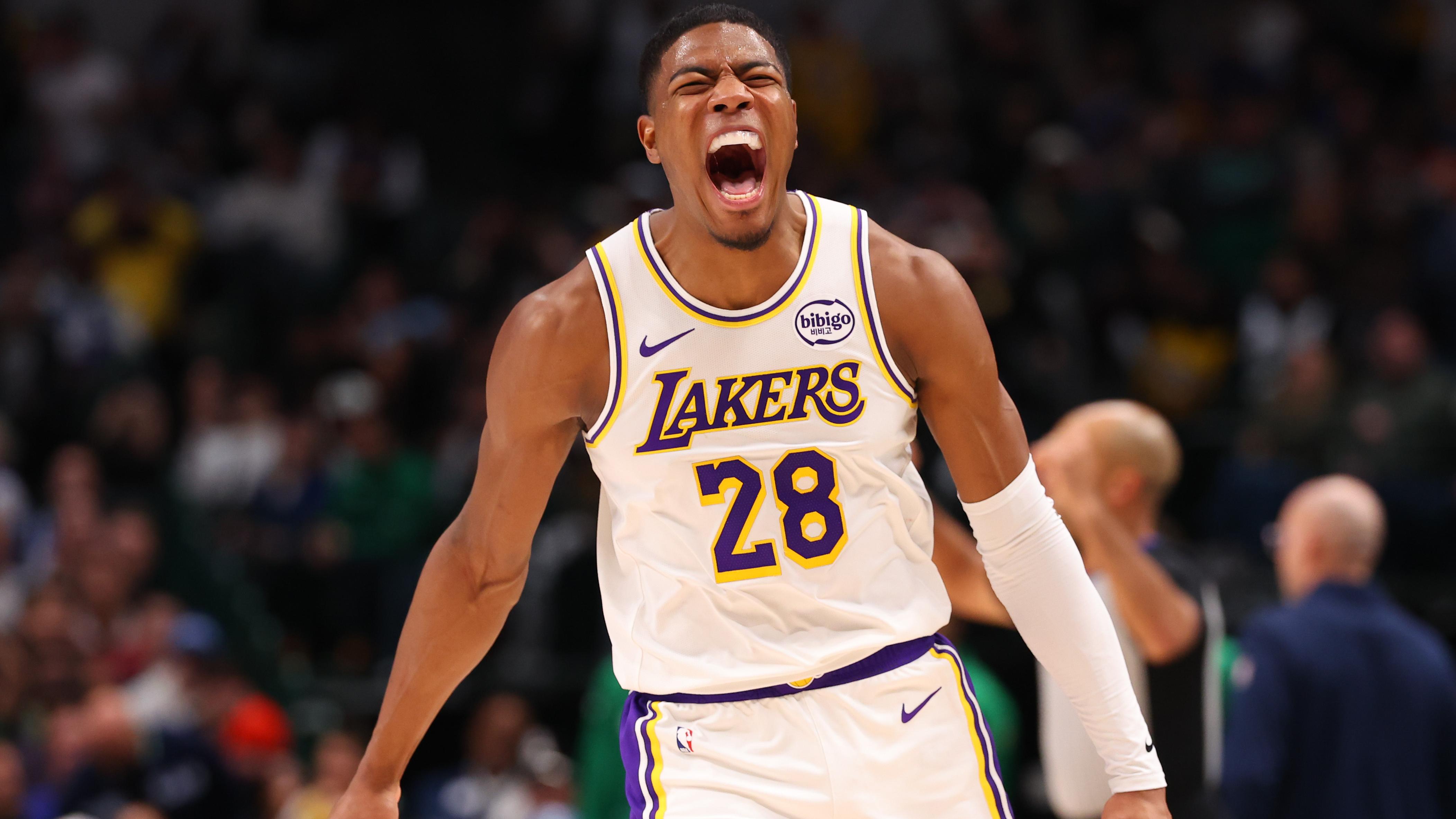 Los Angeles Lakers v Dallas Mavericks