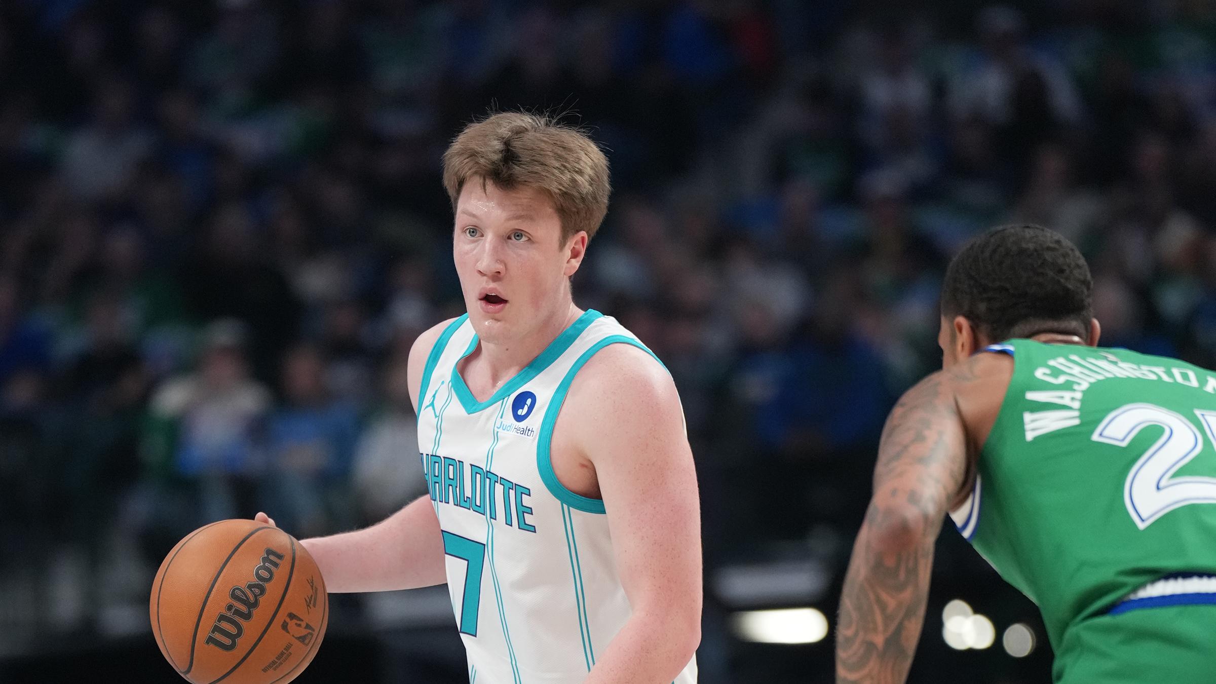 Charlotte Hornets v Dallas Mavericks