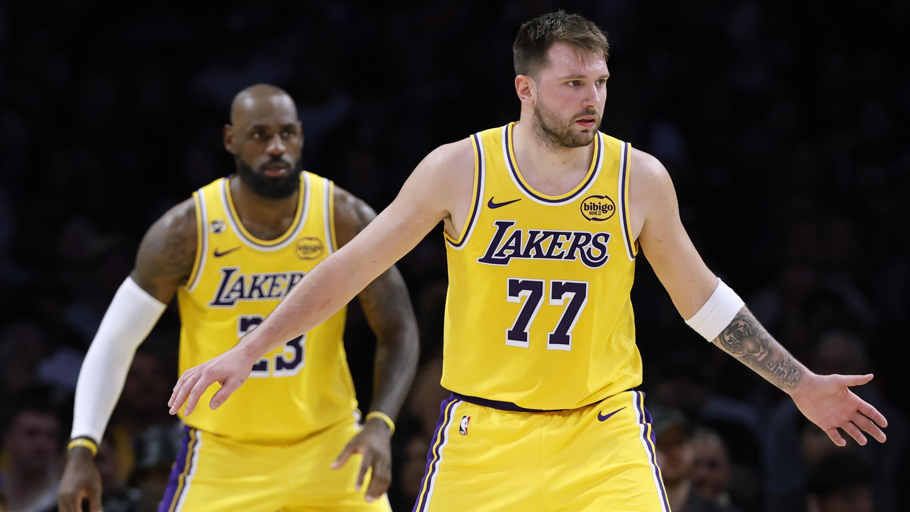 Charlotte Hornets v Los Angeles Lakers