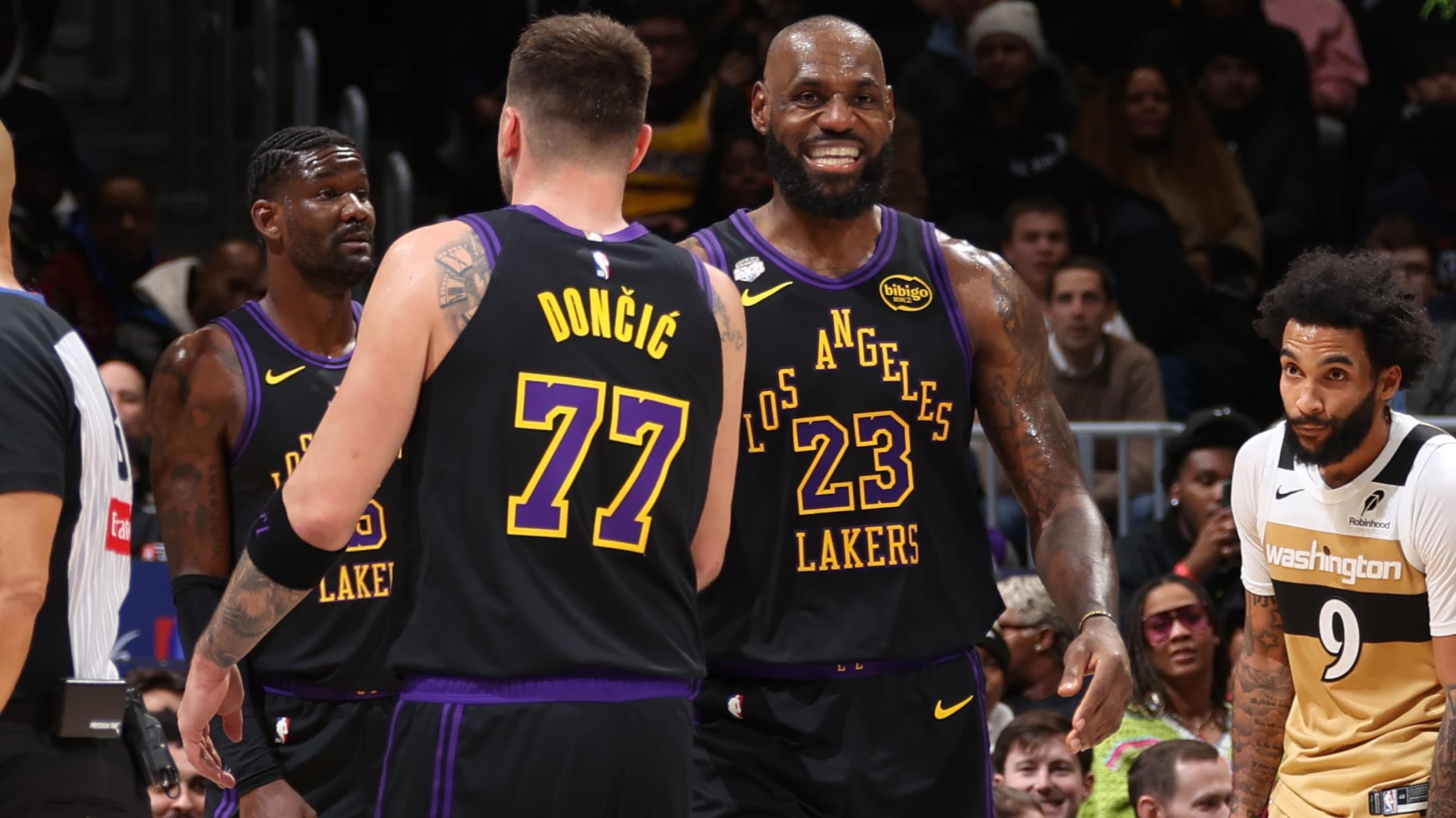 Los Angeles Lakers v Washington Wizards