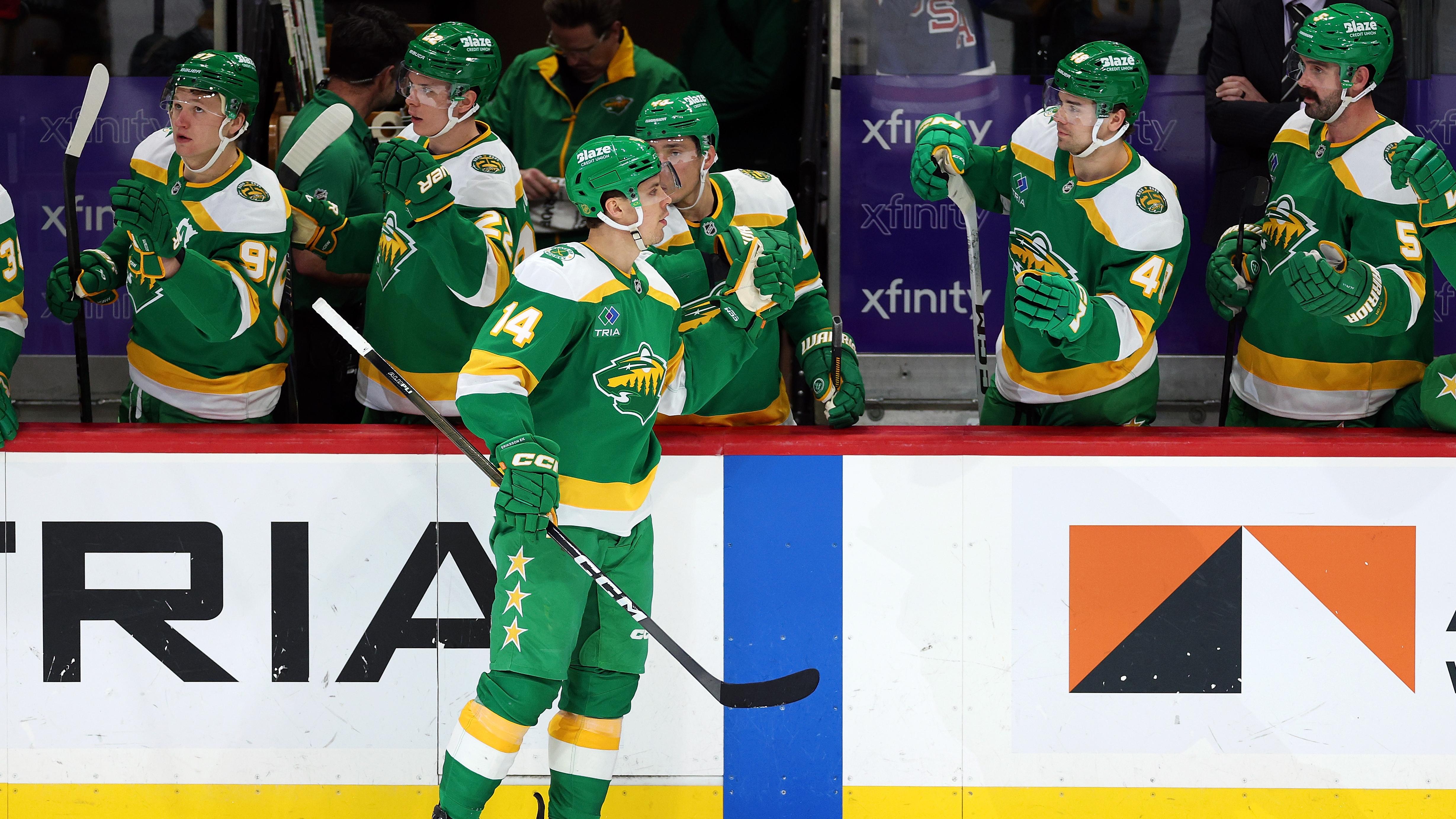 Chicago Blackhawks v Minnesota Wild