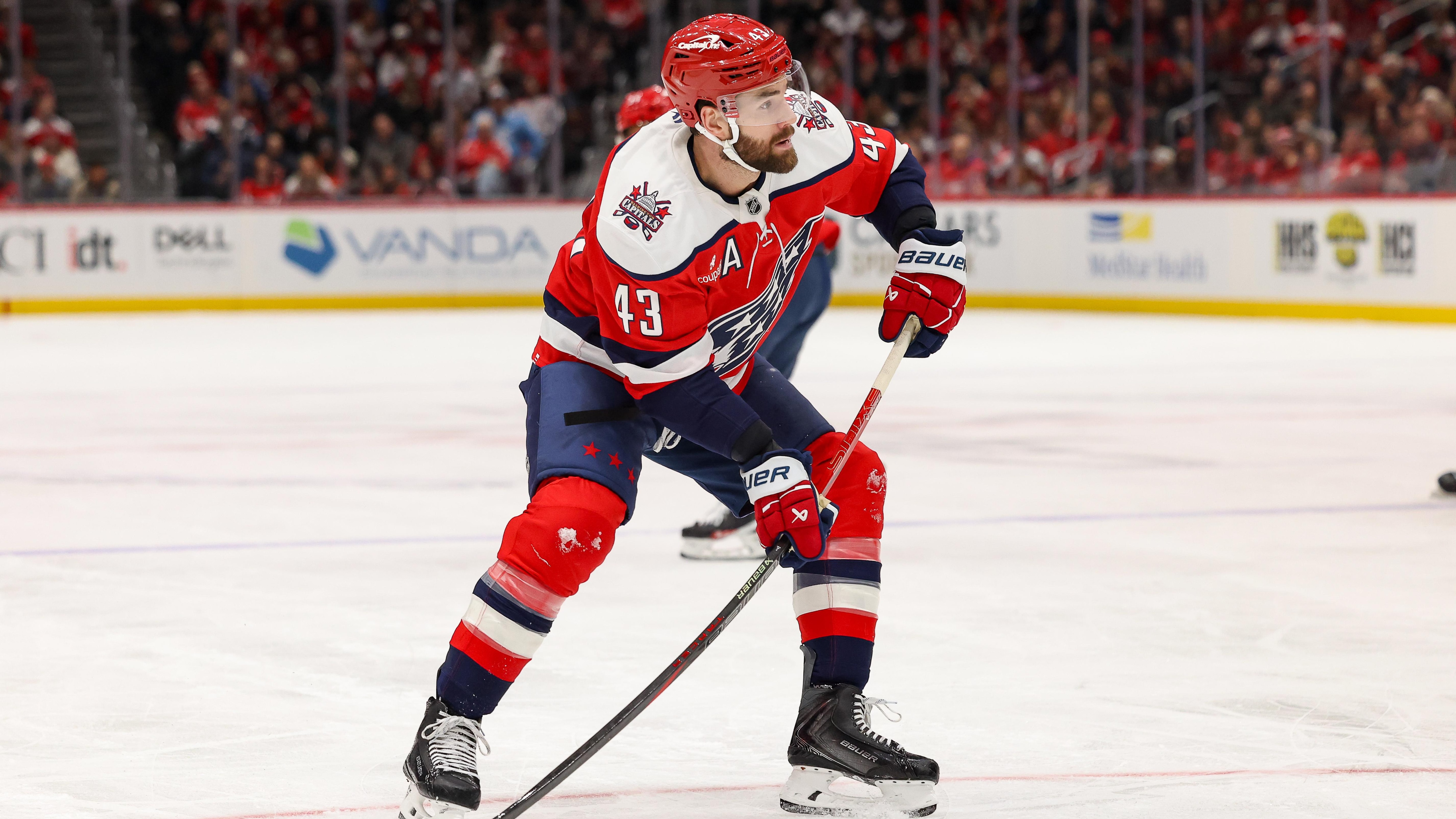 Carolina Hurricanes v Washington Capitals