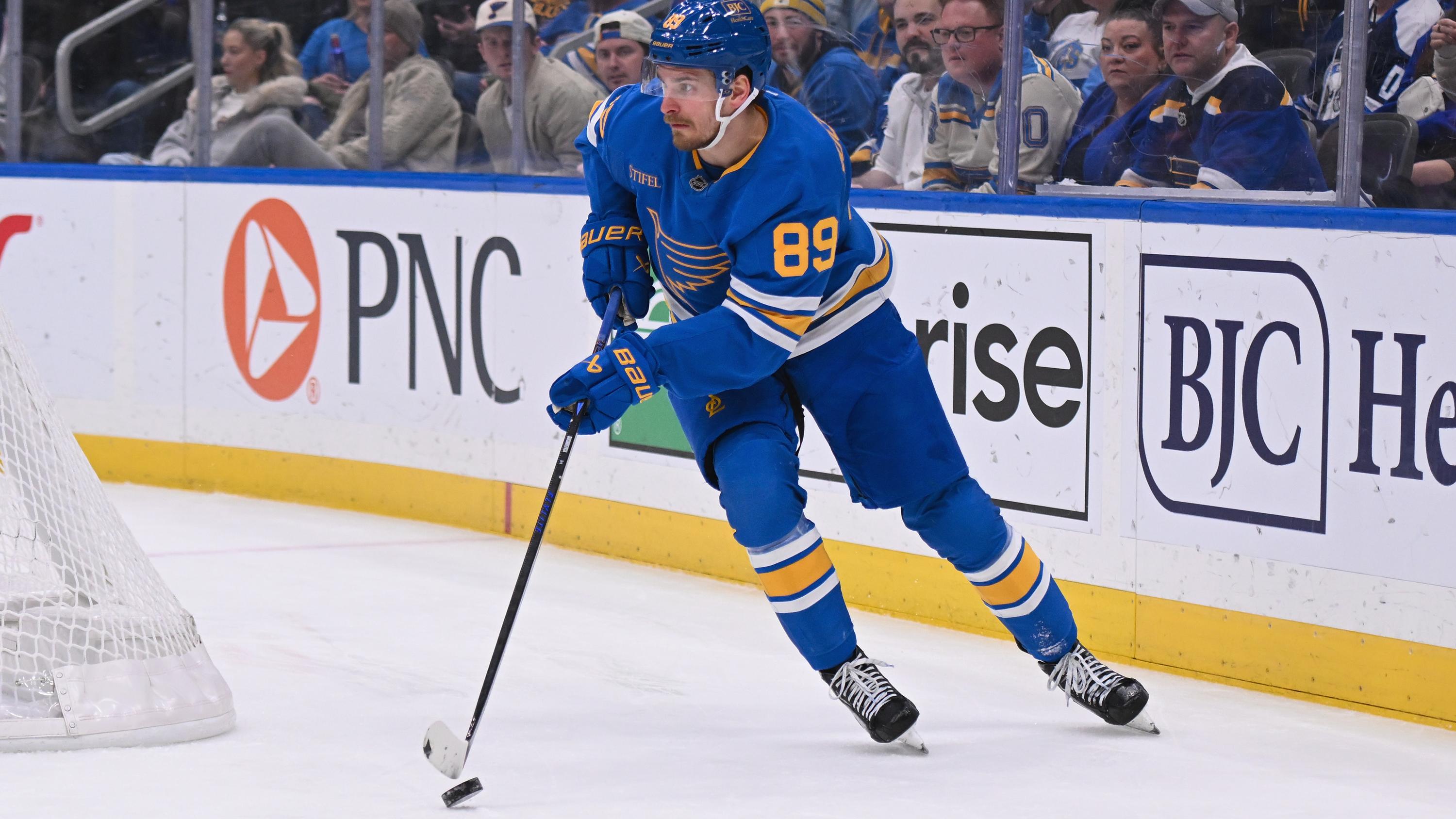 Colombus Blue Jackets v St. Louis Blues