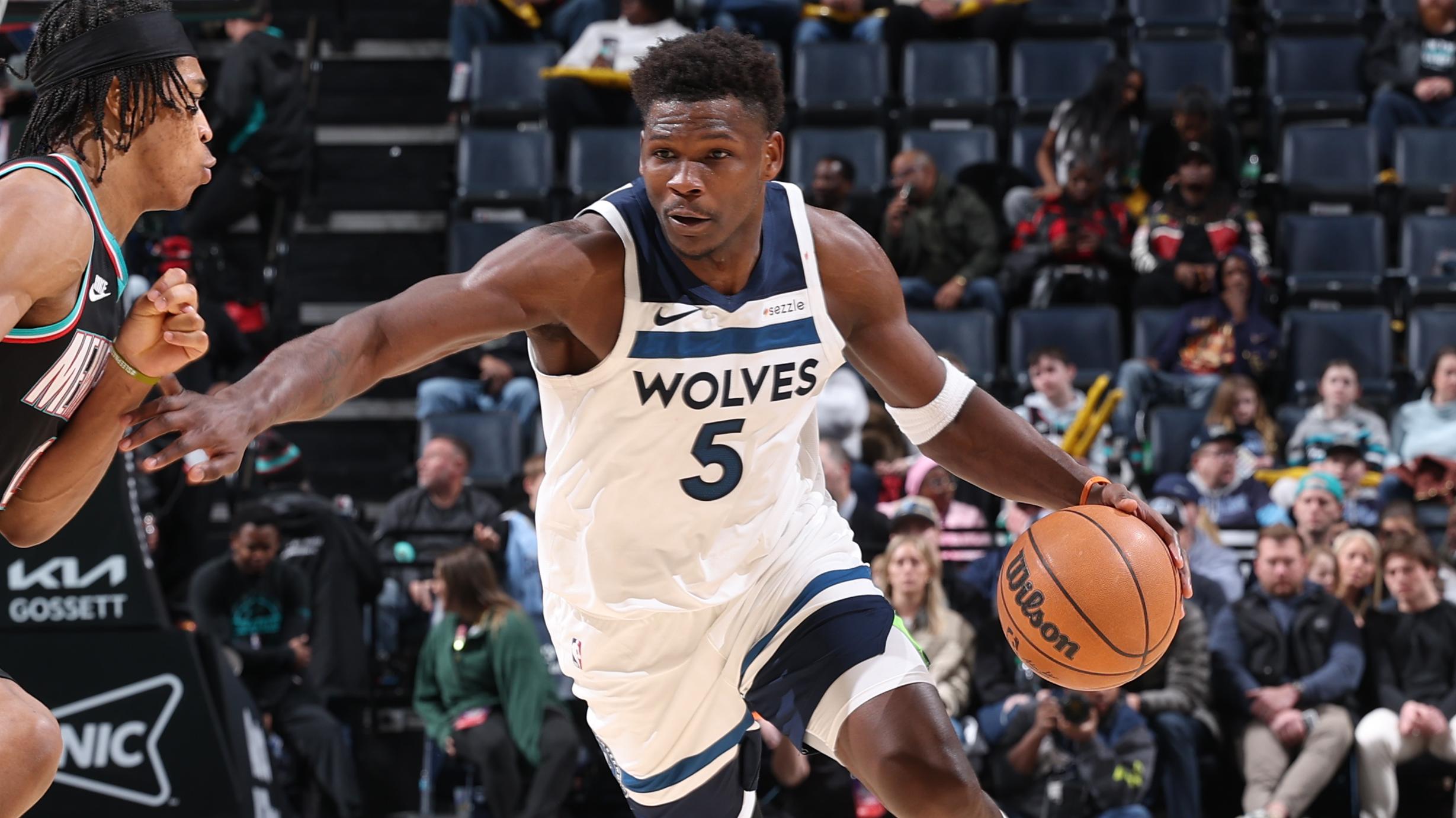 Minnesota Timberwolves v Memphis Grizzlies