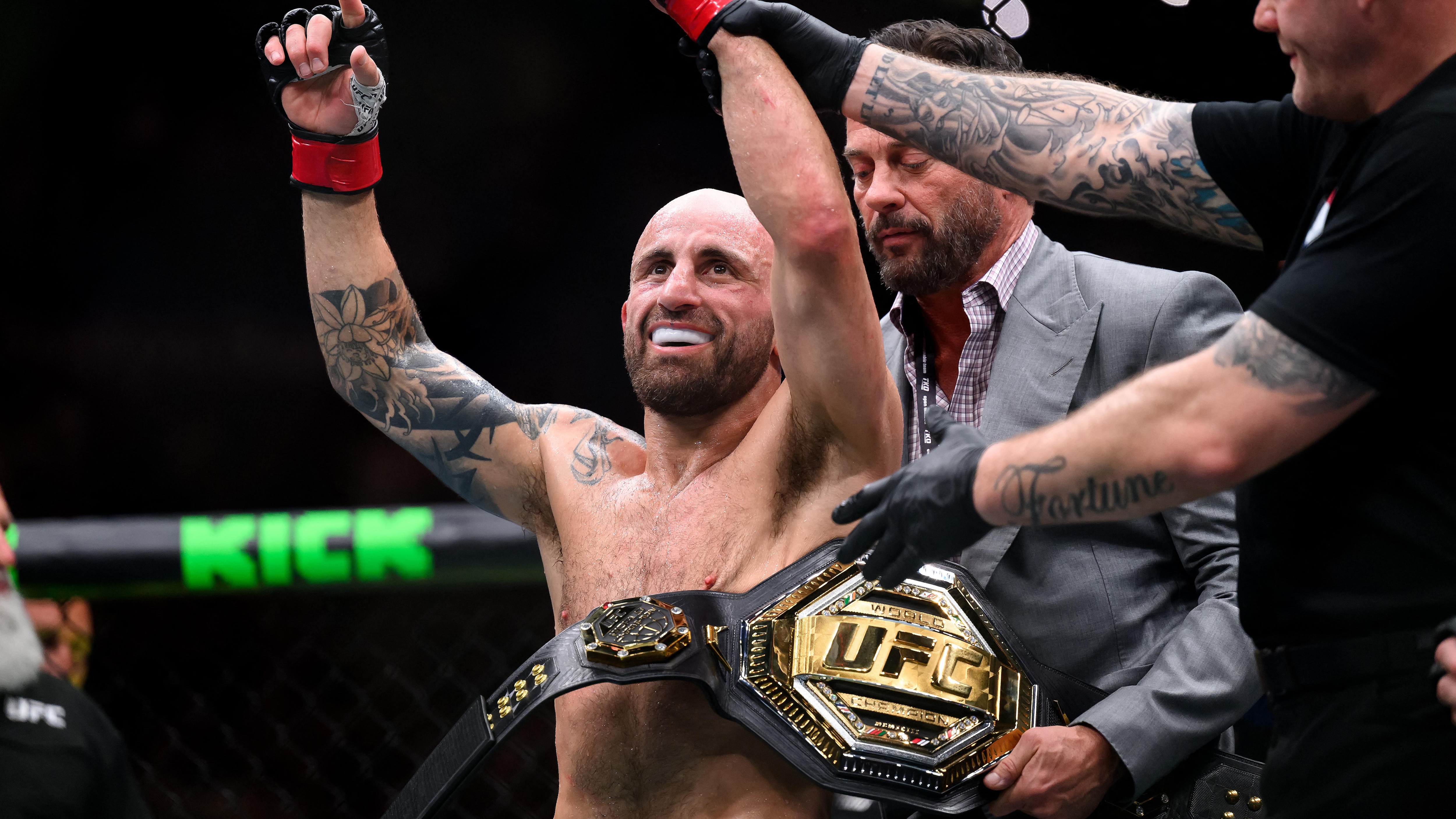 MMA-UFC-AUS-VOLKANOVSKI-LOPES