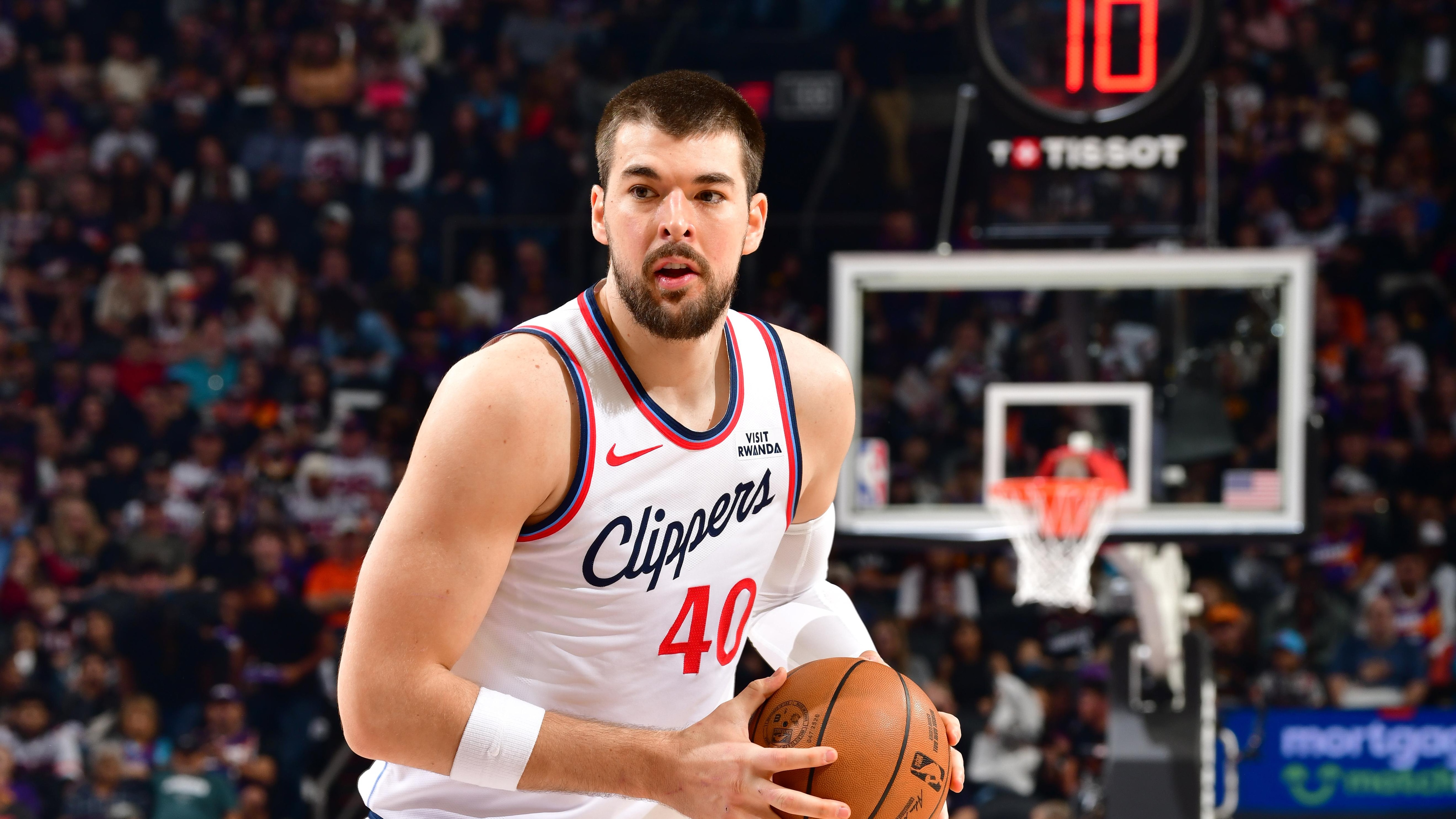 Los Angeles Clippers v Phoenix Suns