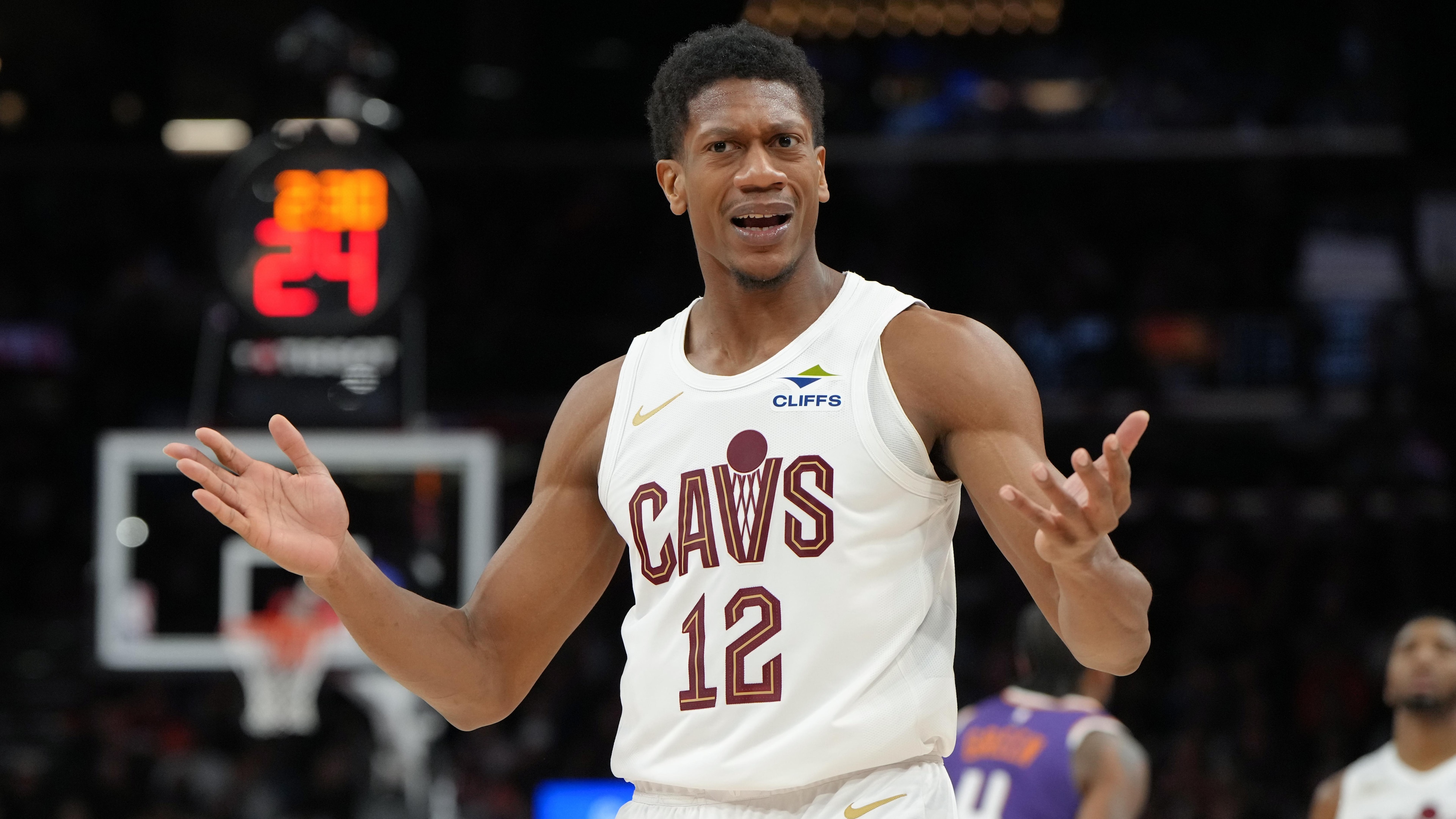Cleveland Cavaliers v Phoenix Suns