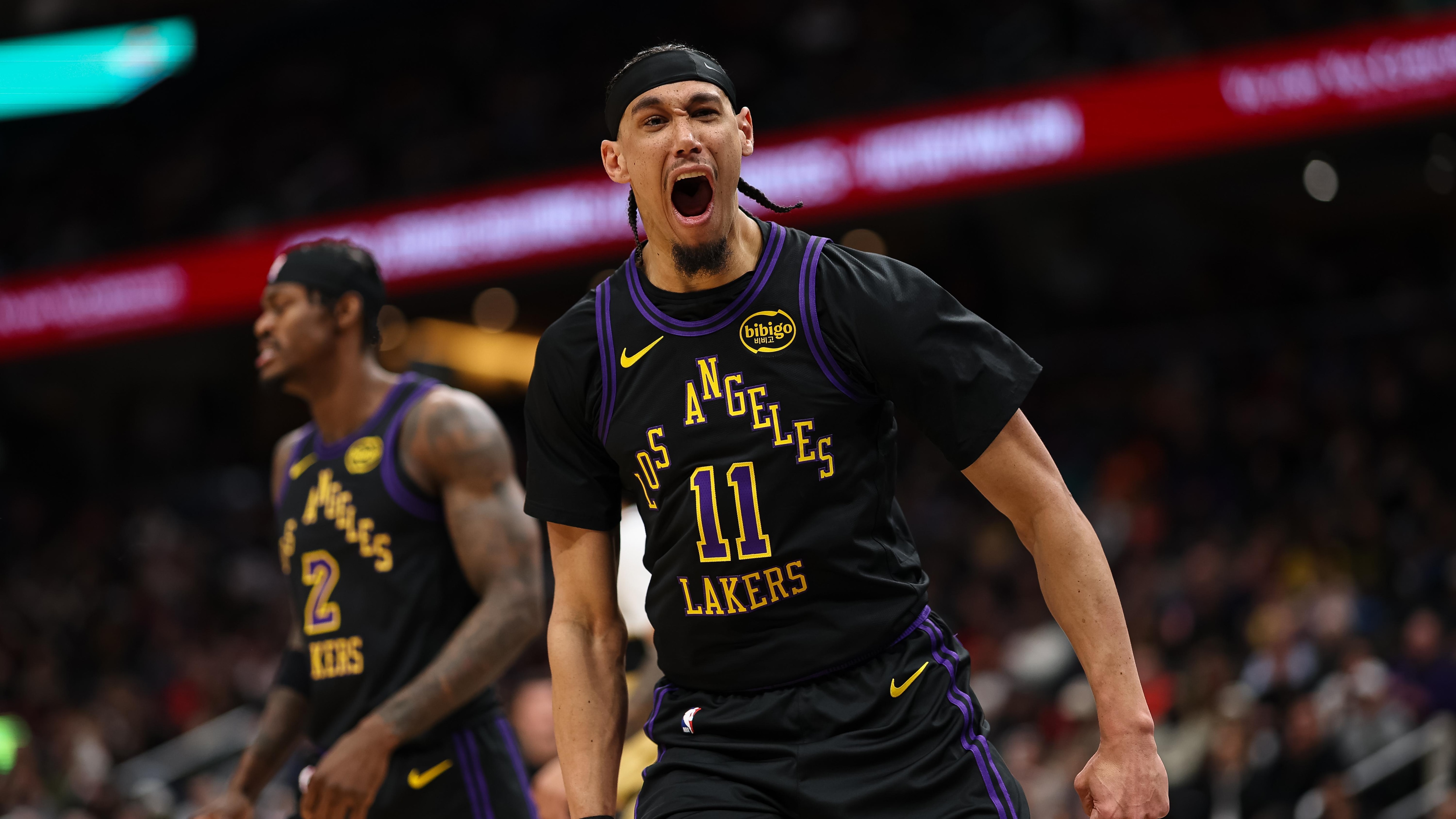Los Angeles Lakers v Washington Wizards