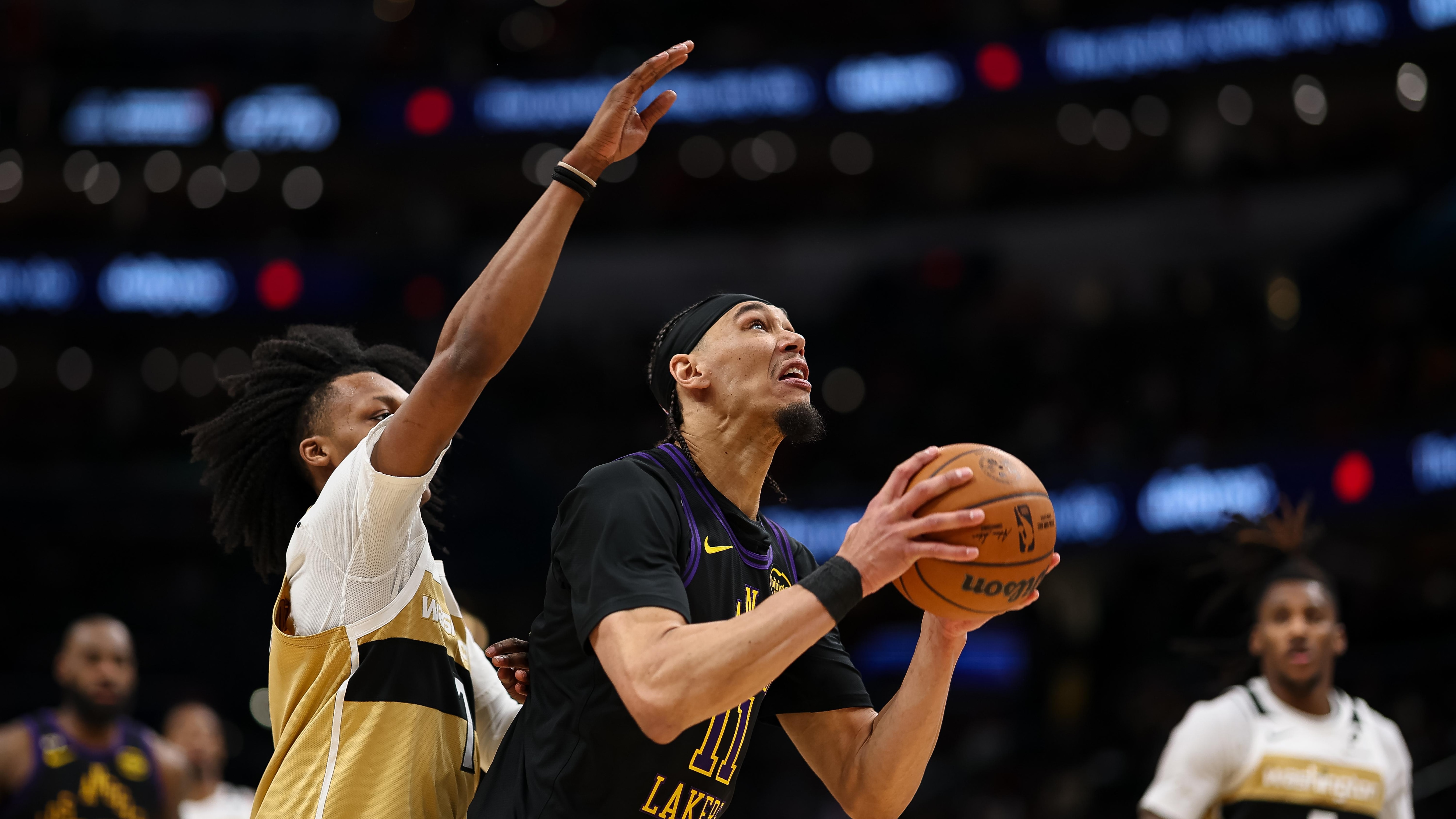 Los Angeles Lakers v Washington Wizards