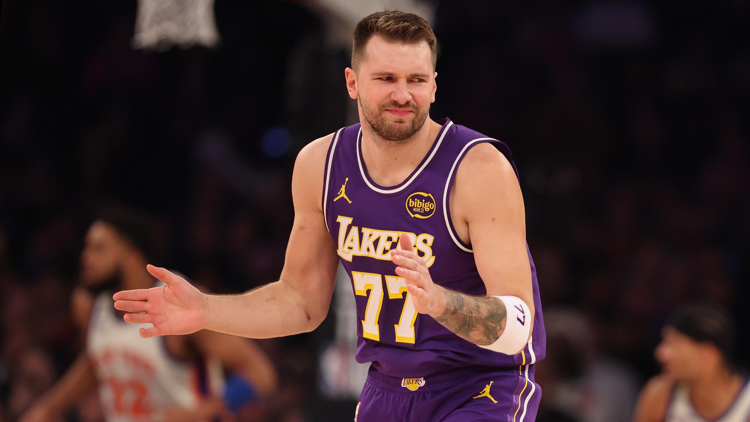 Los Angeles Lakers v New York Knicks