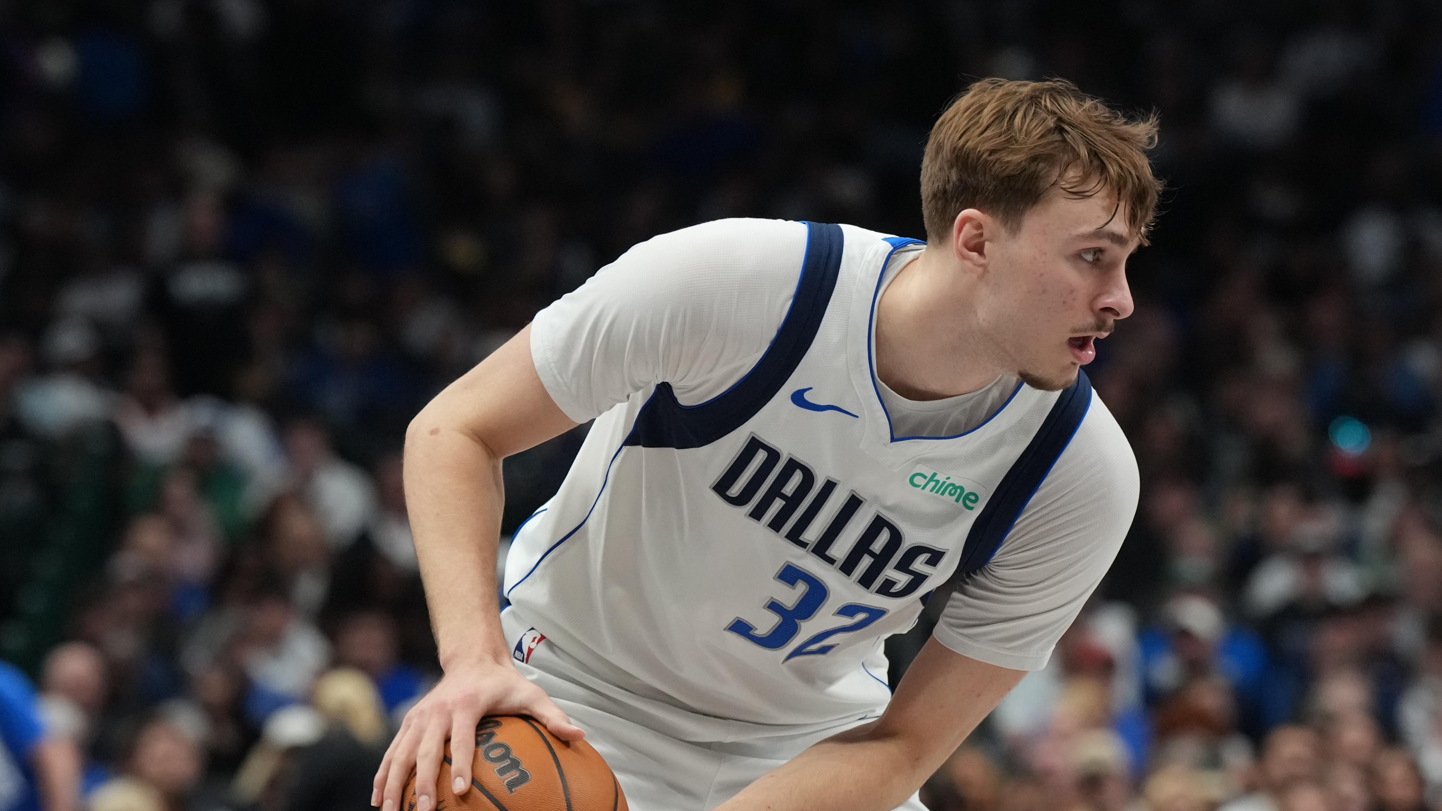 San Antonio Spurs v Dallas Mavericks