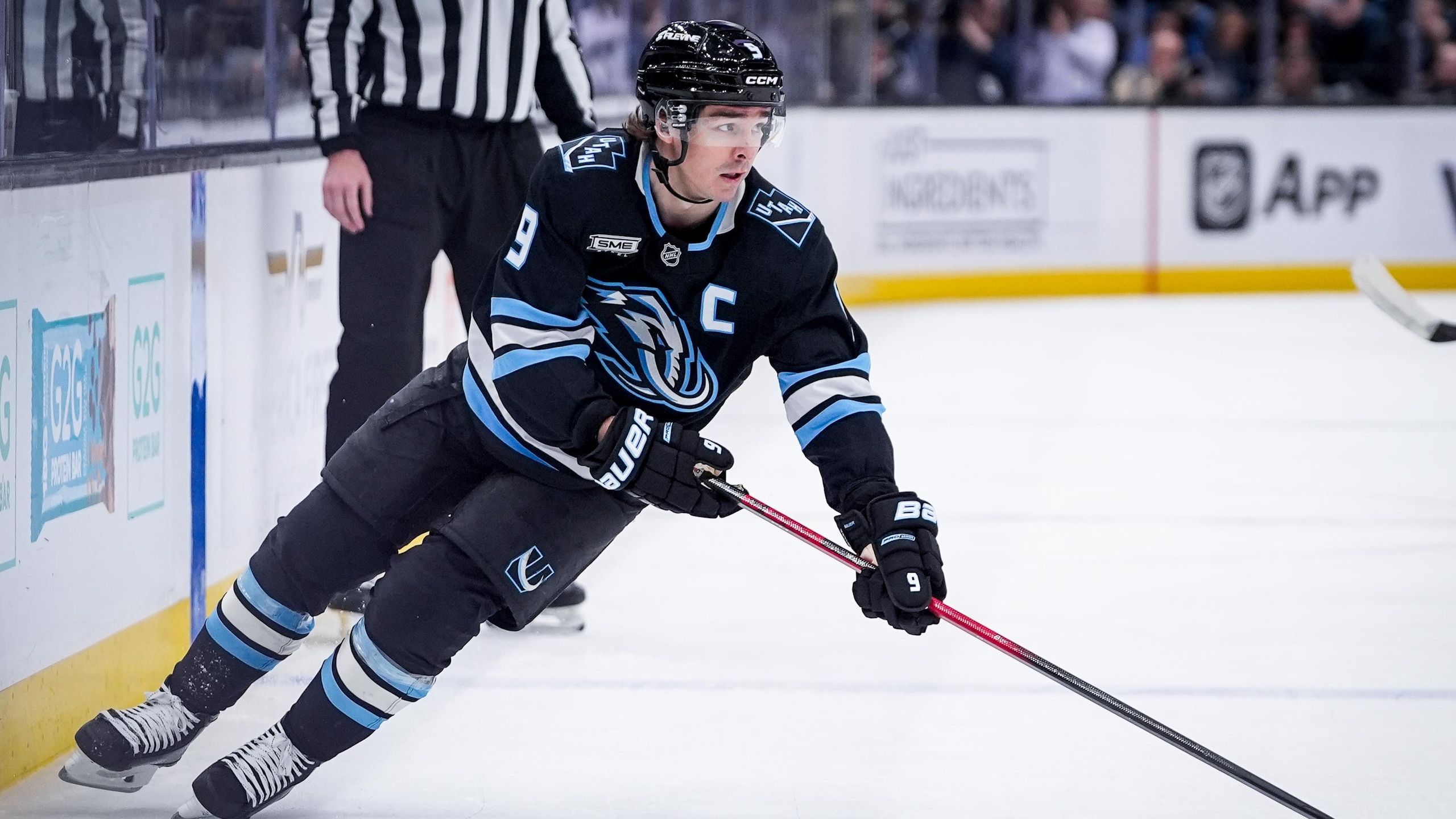Vancouver Canucks v Utah Mammoth