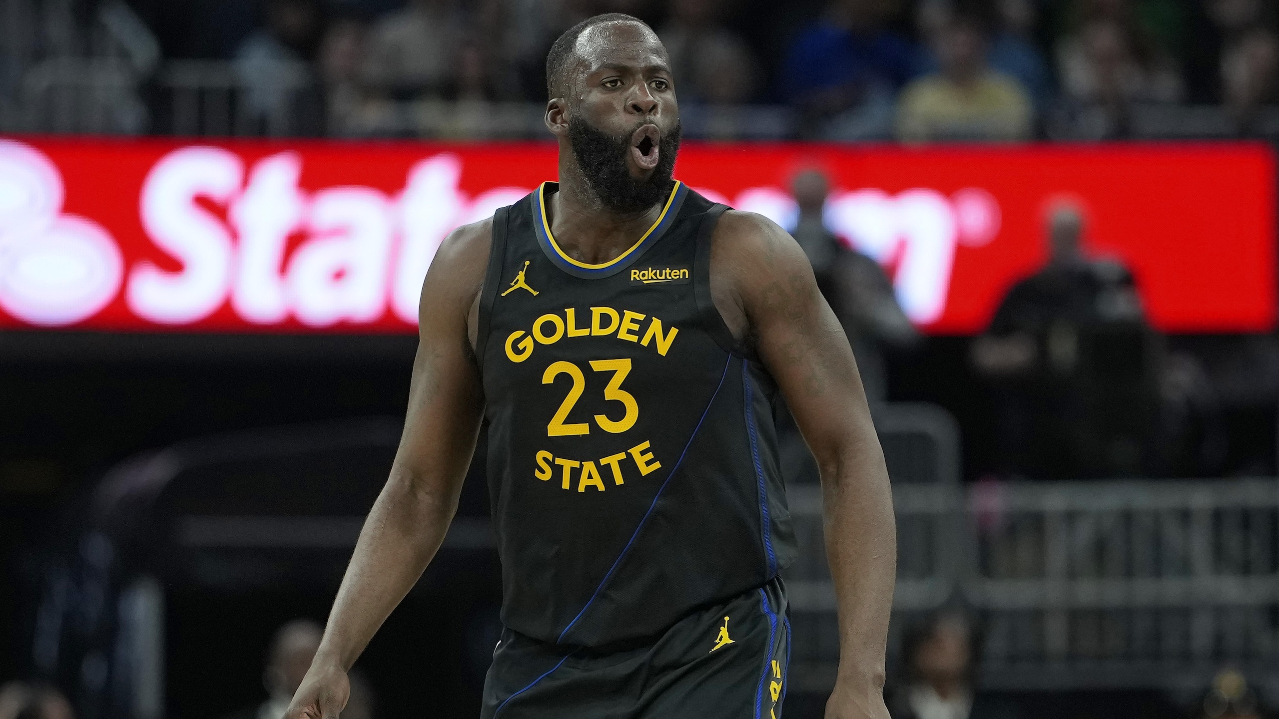 Philadelphia 76ers v Golden State Warriors