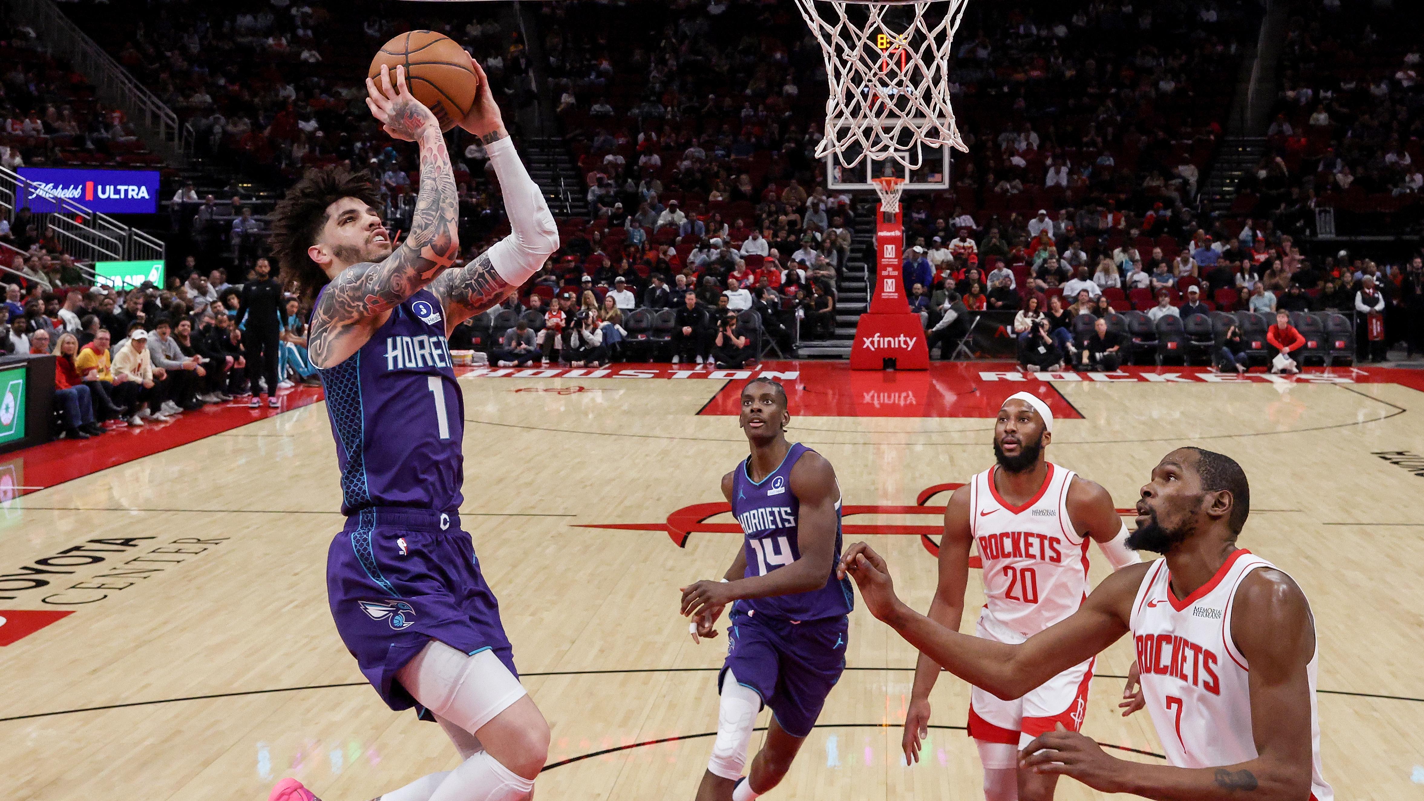 Charlotte Hornets v Houston Rockets