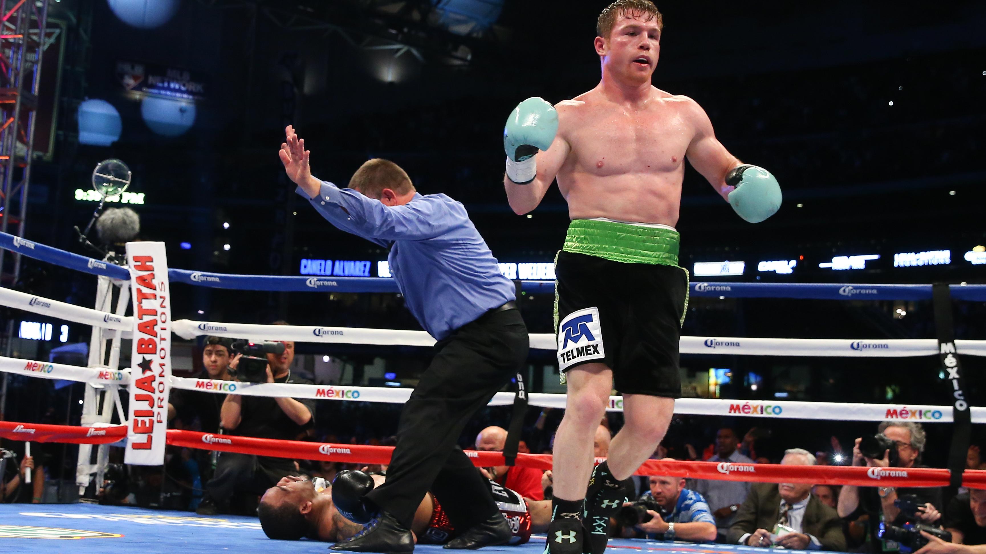 Canelo Alvarez v James Kirkland