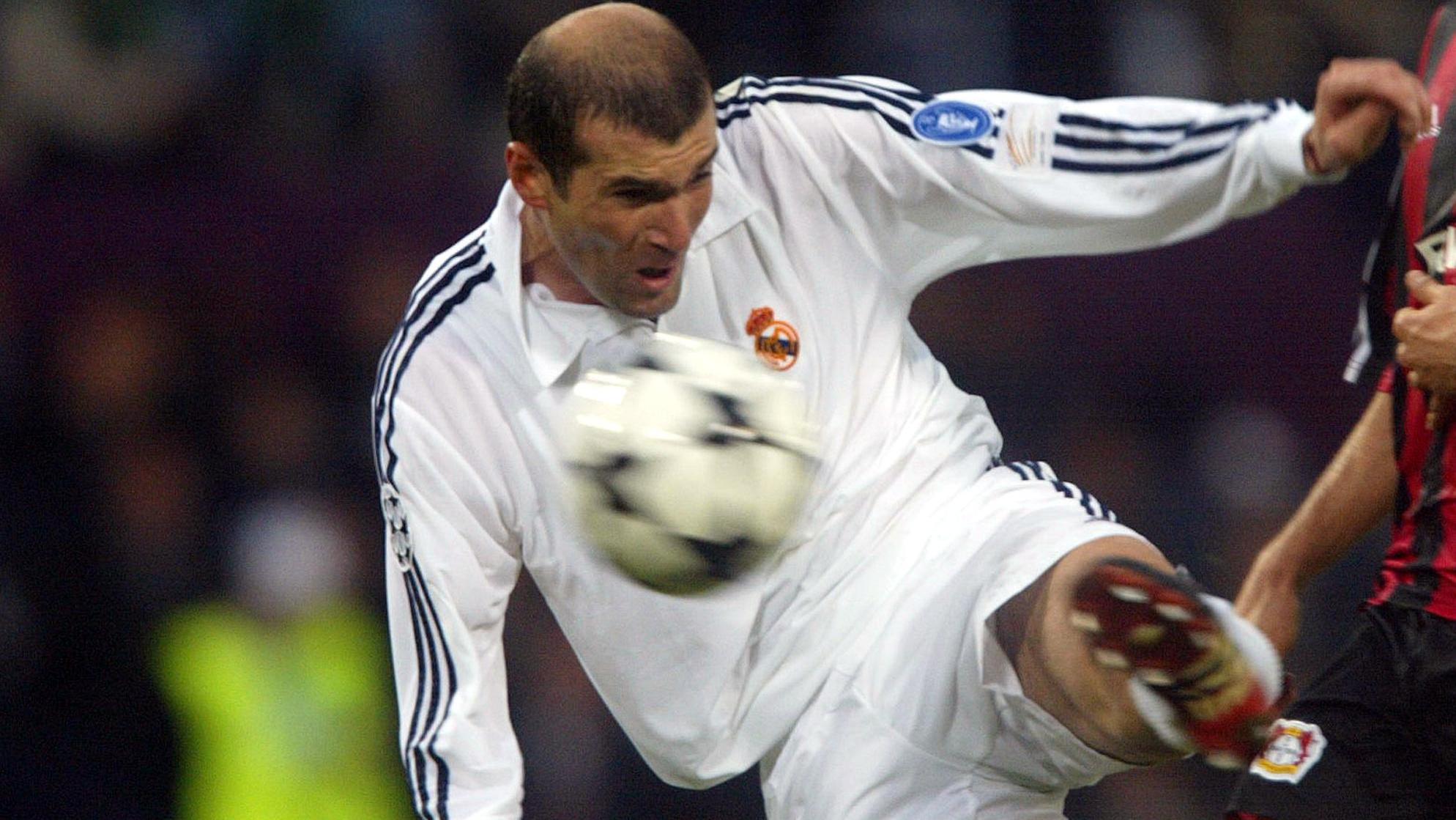 Real Madrid's Zinedine Zidane shoots to score the