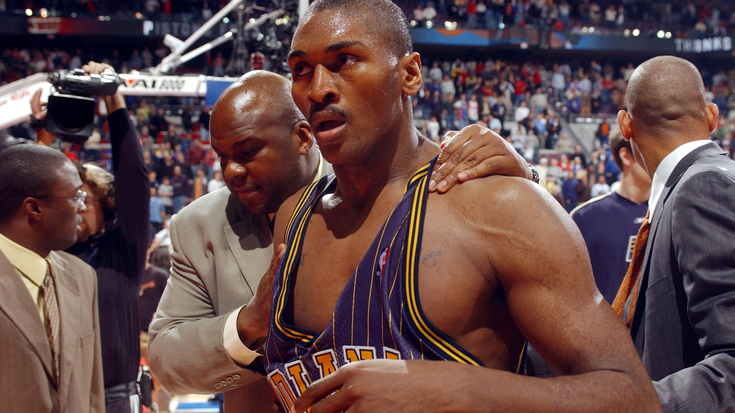 Indiana Pacers v Detroit Pistons Indiana Pacers v Detroit Pistons