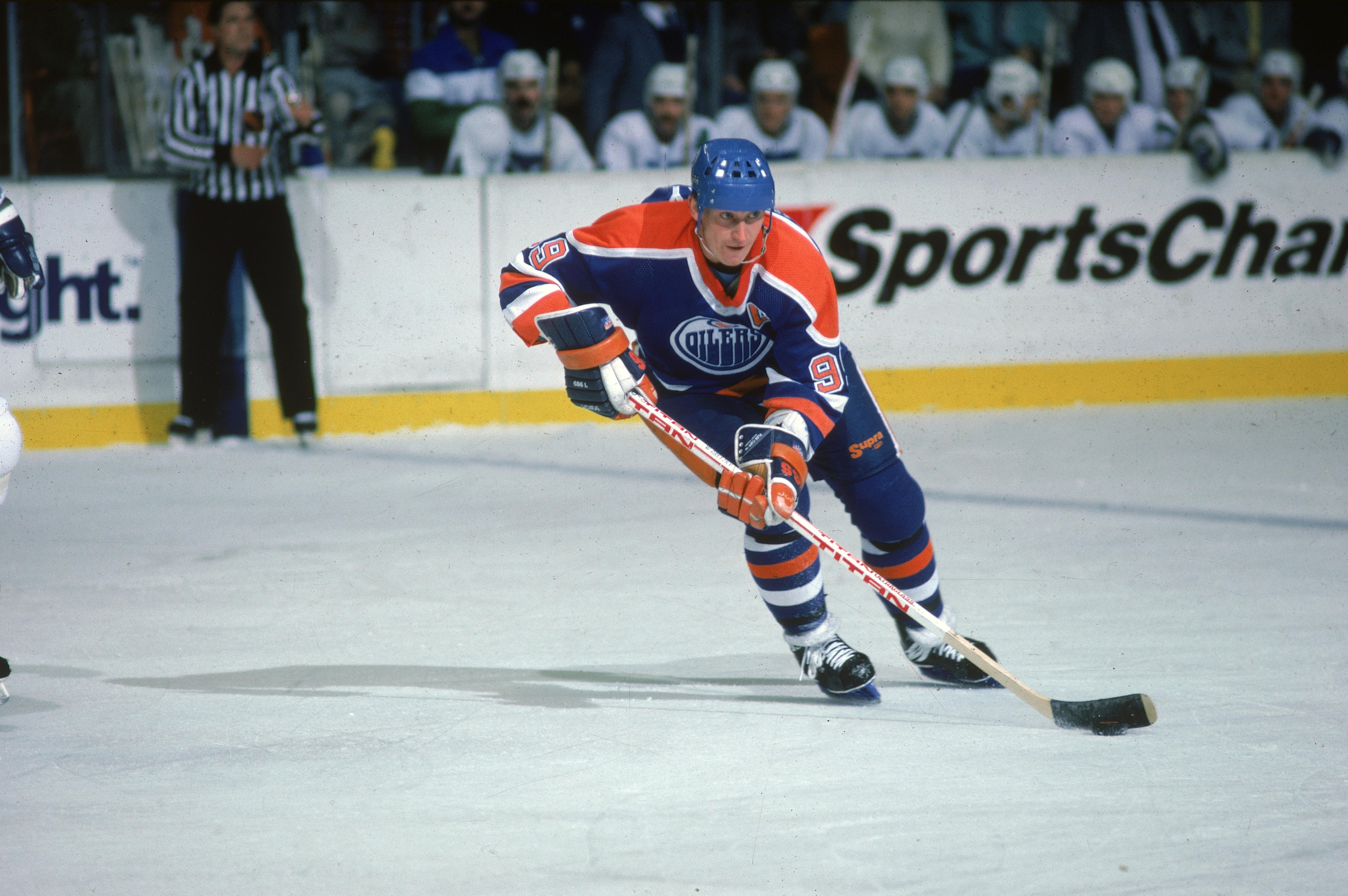 Wayne Gretzky On The Ice