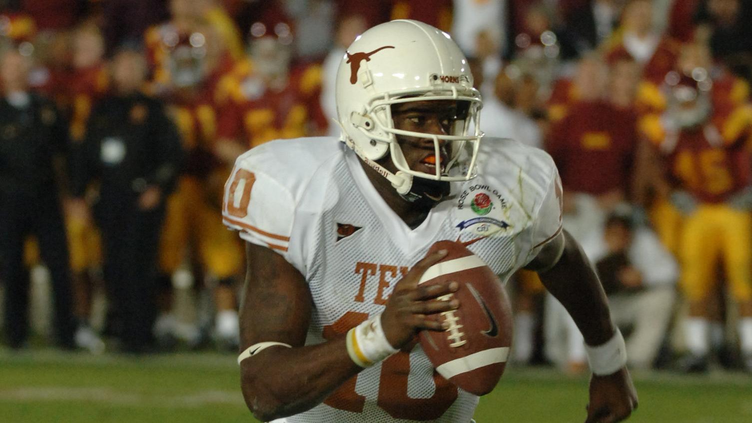 Football - NCAA - Rose Bowl - Texas vs. USC