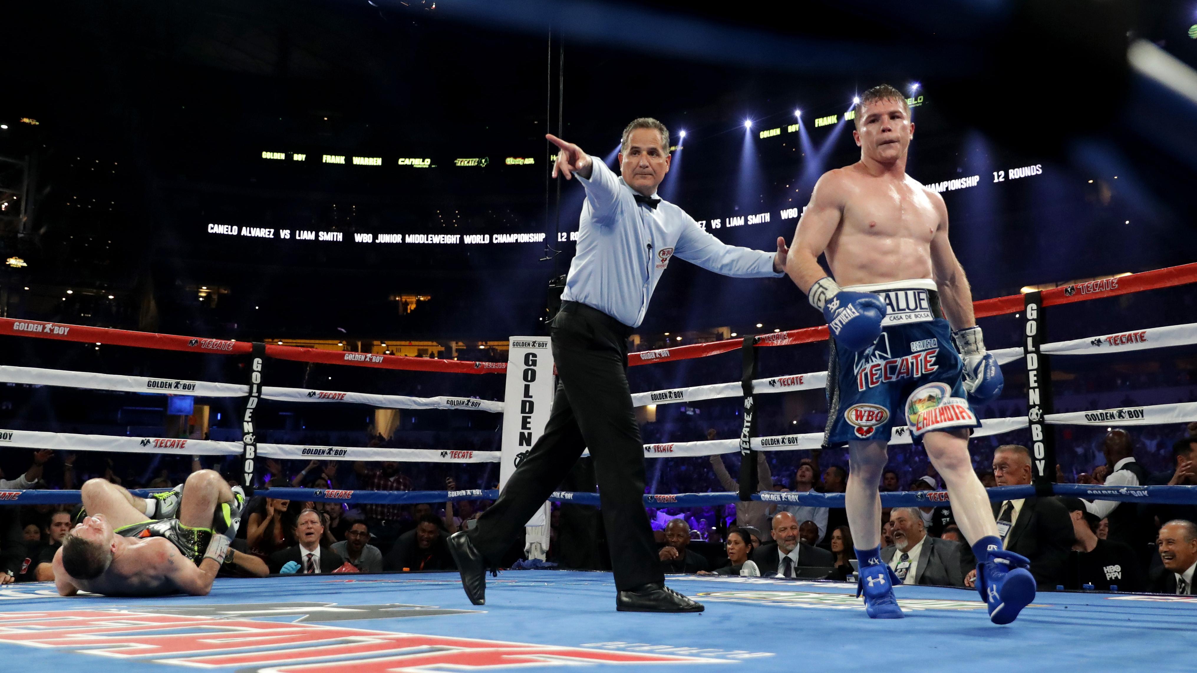 Canelo Alvarez v Liam Smith