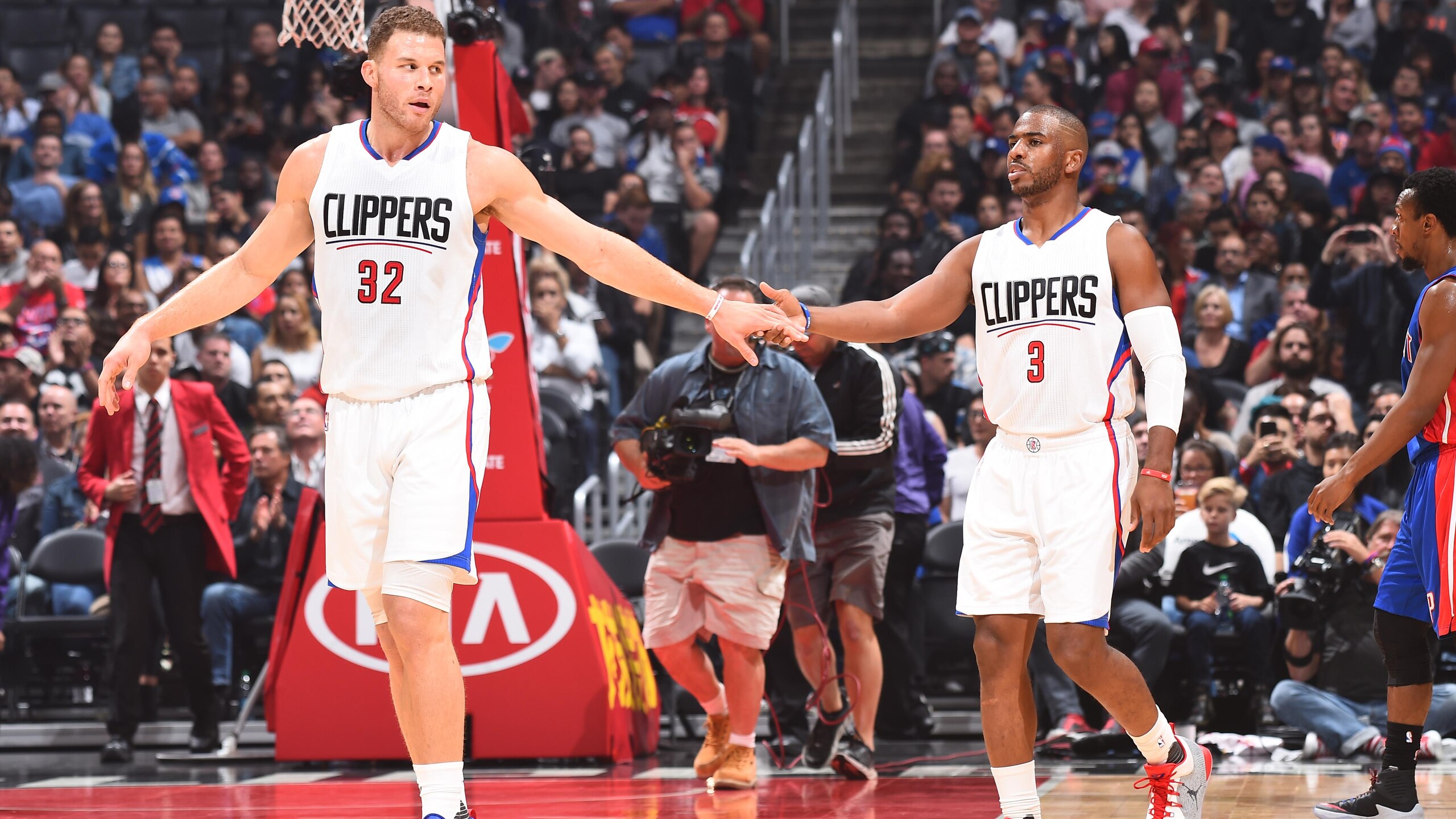 Detroit Pistons v LA Clippers