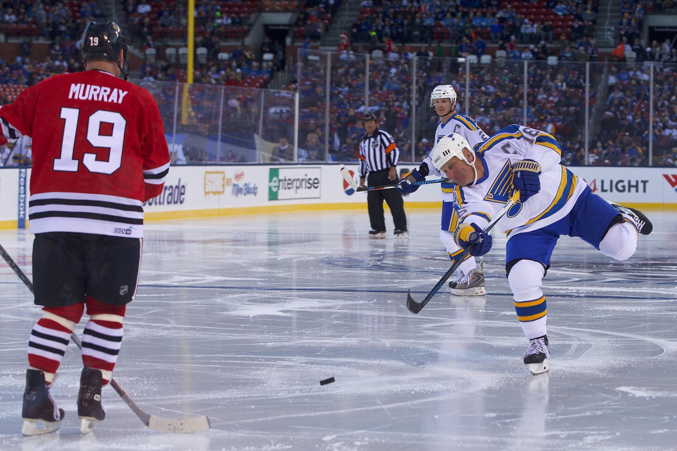NHL: DEC 31 Winter Classic Alumni Game - Blackhawks at Blues