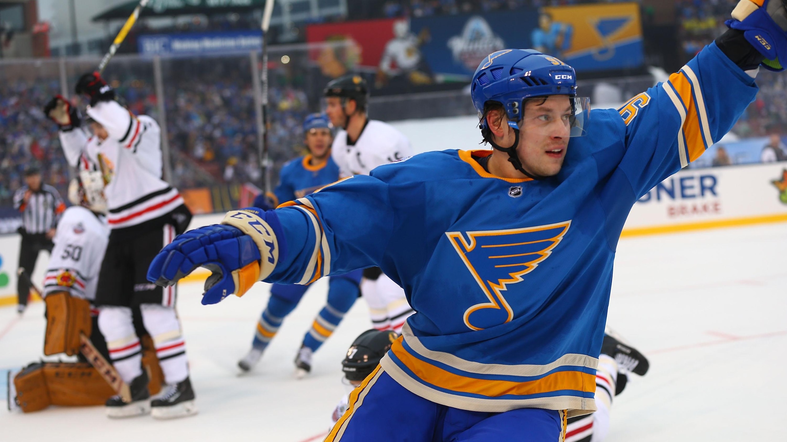 2017 Bridgestone NHL Winter Classic - Chicago Blackhawks v St Louis Blues 2017 Bridgestone NHL Winter Classic - Chicago Blackhawks v St Louis Blues