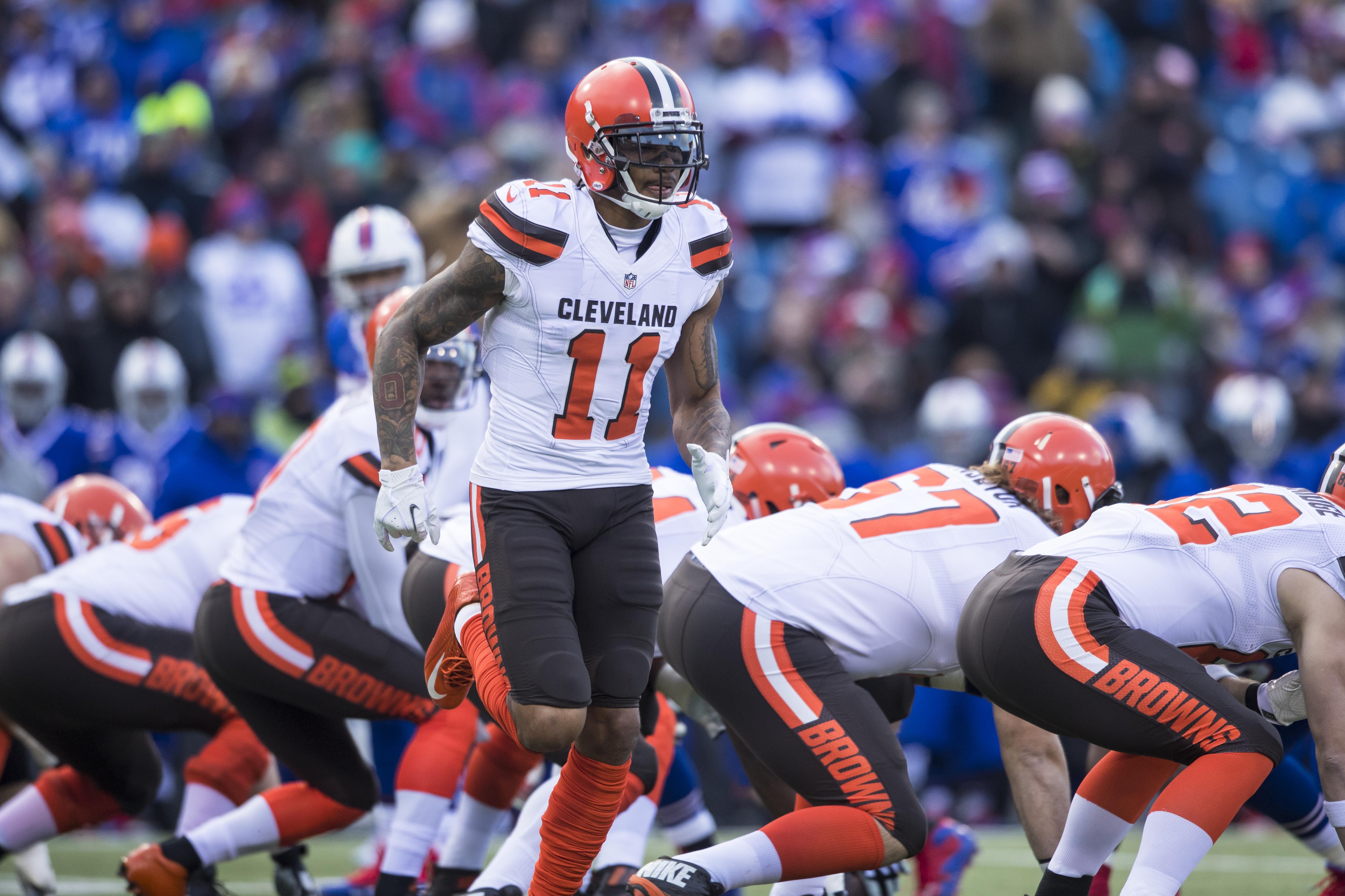Cleveland Browns v Buffalo Bills