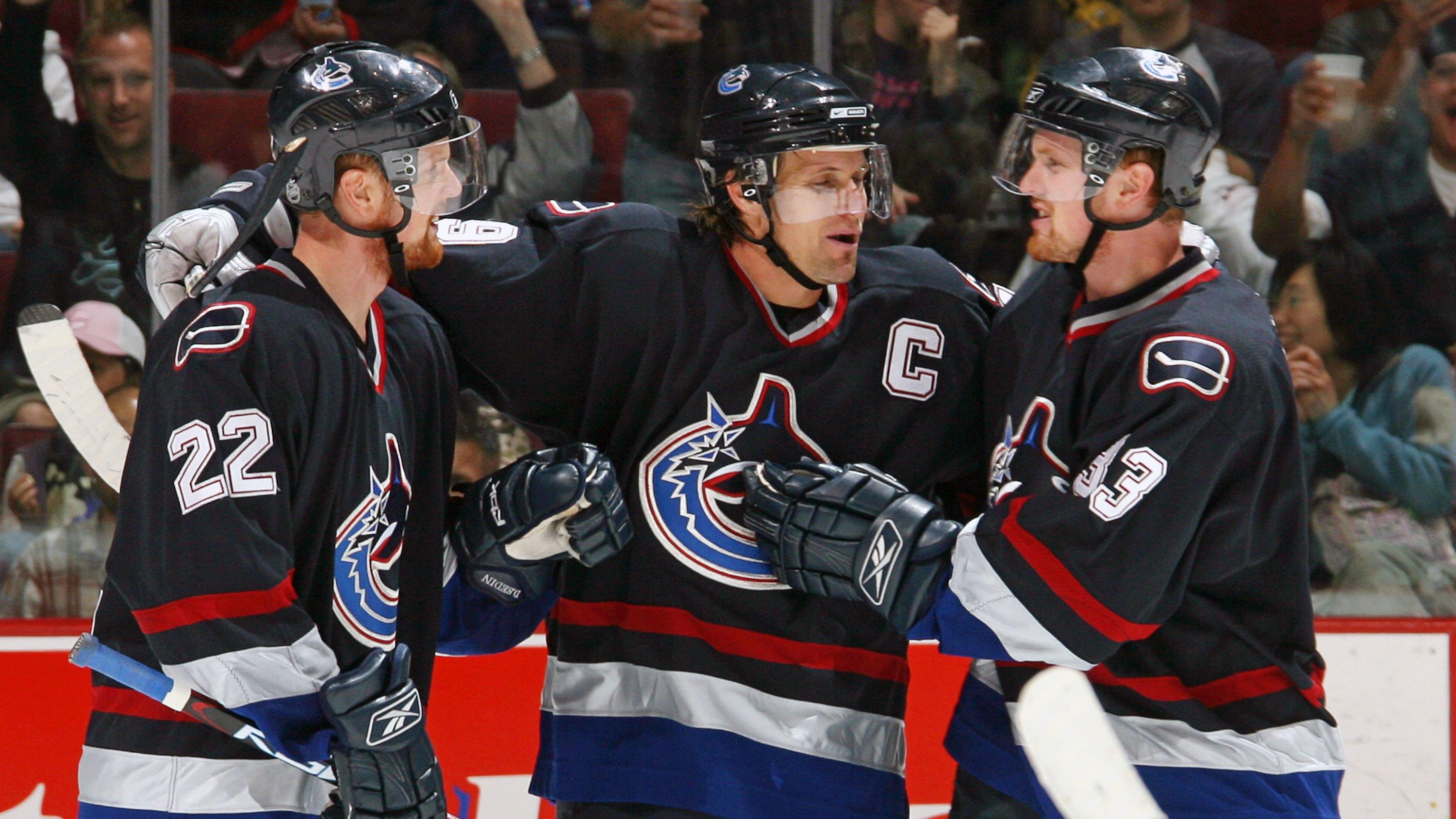 Anaheim Mighty Ducks v Vancouver Canucks