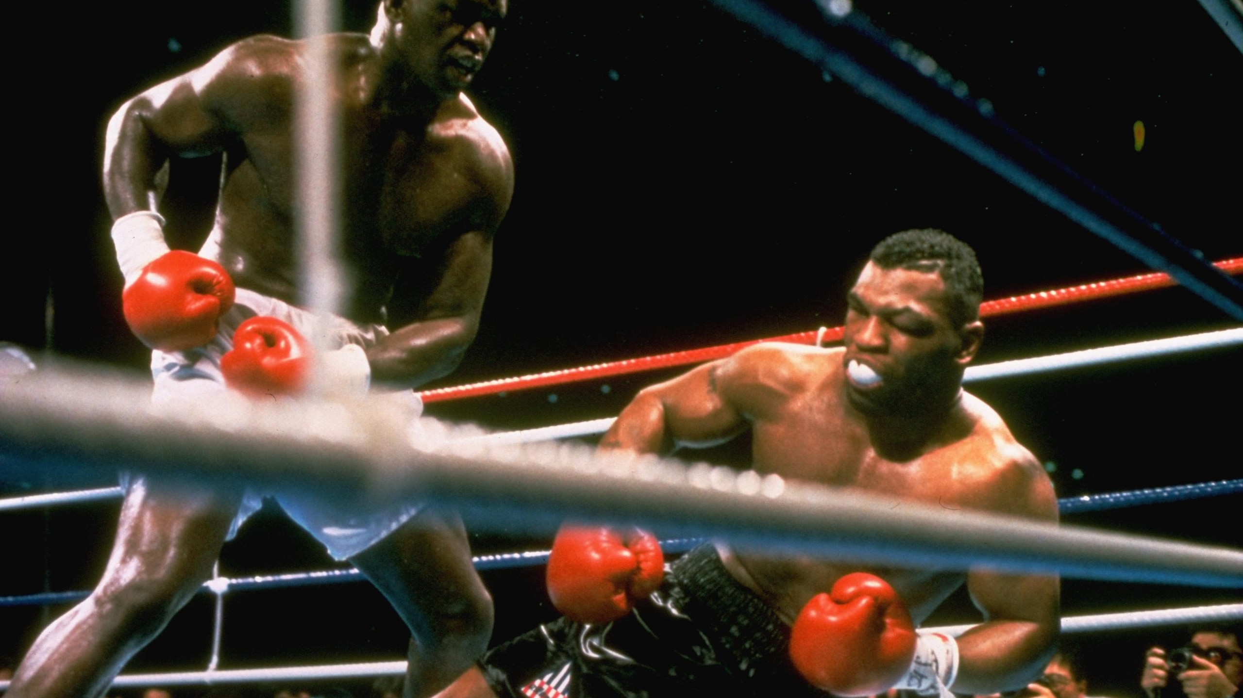 James Buster Douglas, WBC/WBA/IBF Heavyweight Title