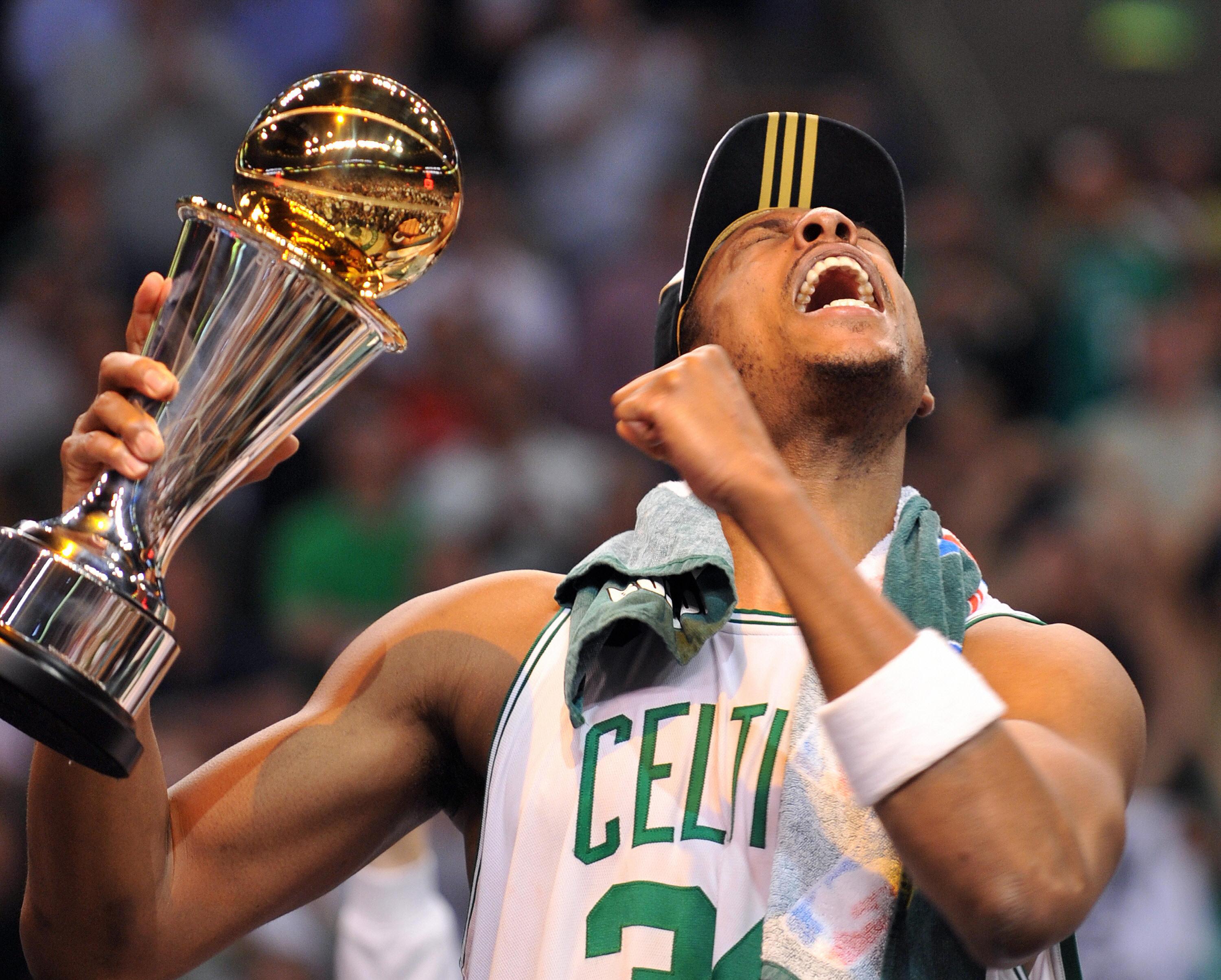 Boston Celtics' Paul Pierce celebrates w