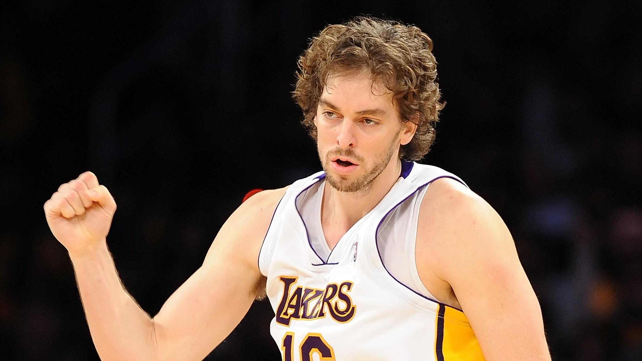 Boston Celtics v Los Angeles Lakers