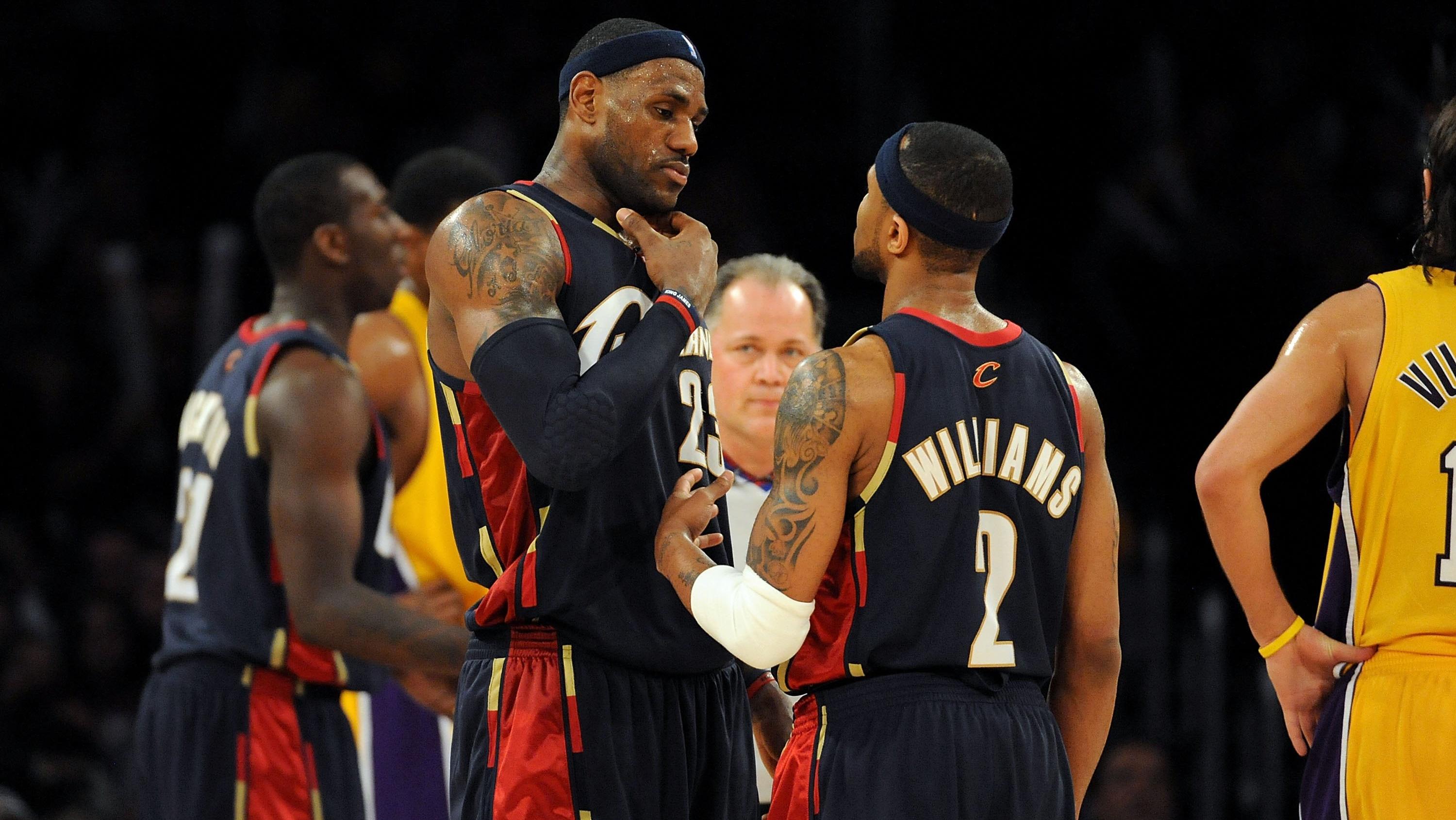 lebron cavs throwback