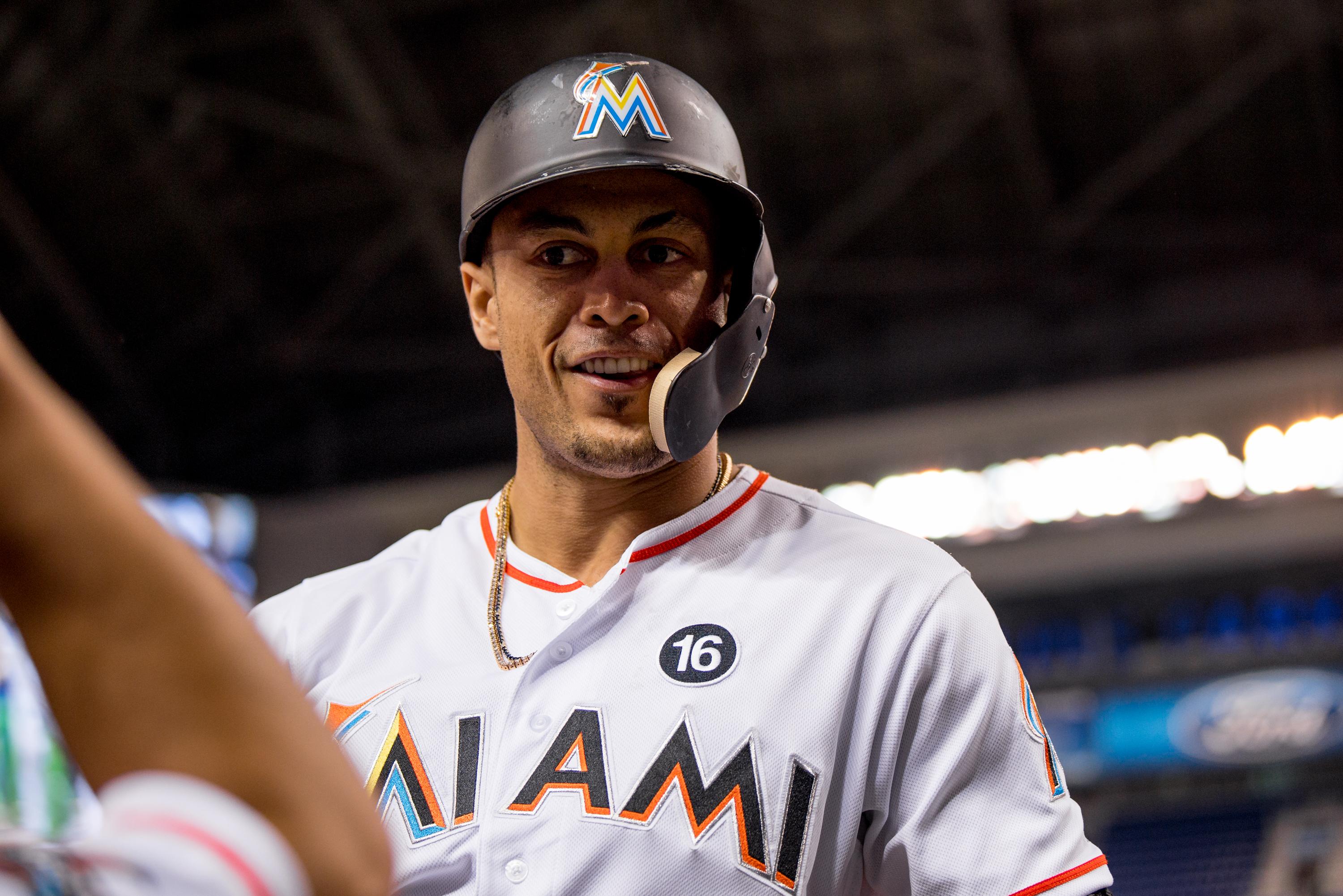 Atlanta Braves v Miami Marlins