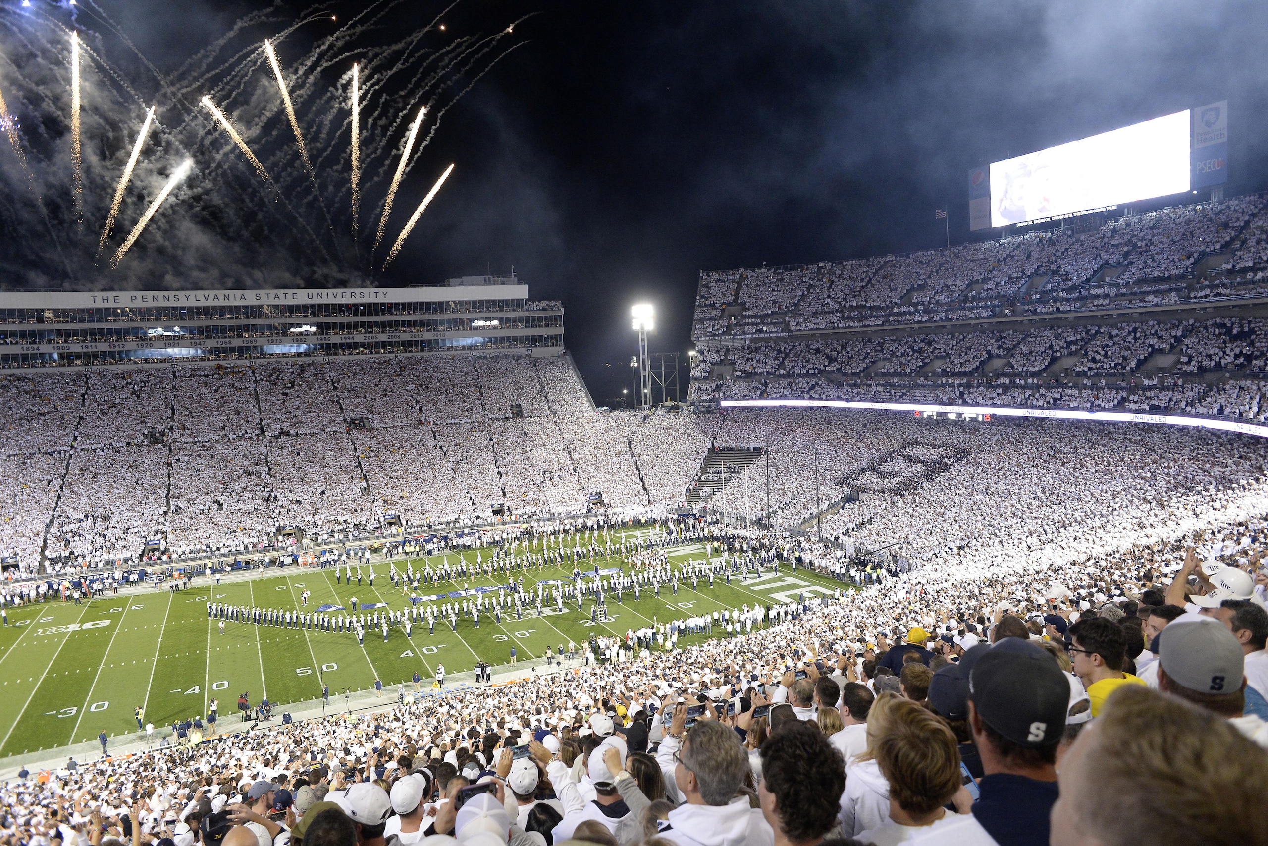 COLLEGE FOOTBALL: OCT 21 Michigan at Penn State
