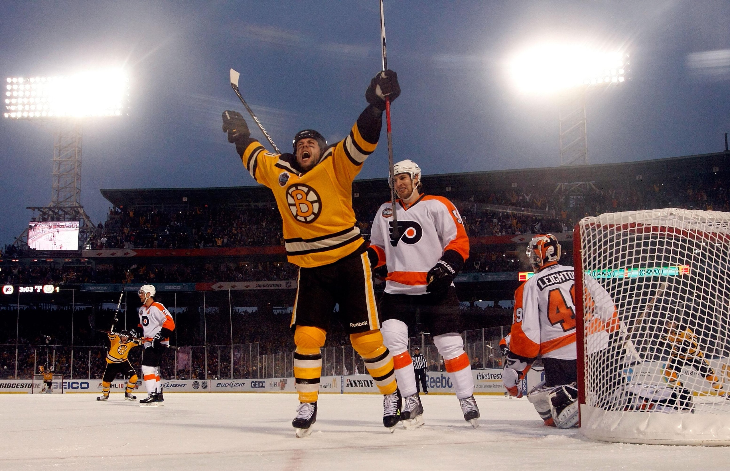 Winter Classic: Philadelphia Flyers v Boston Bruins