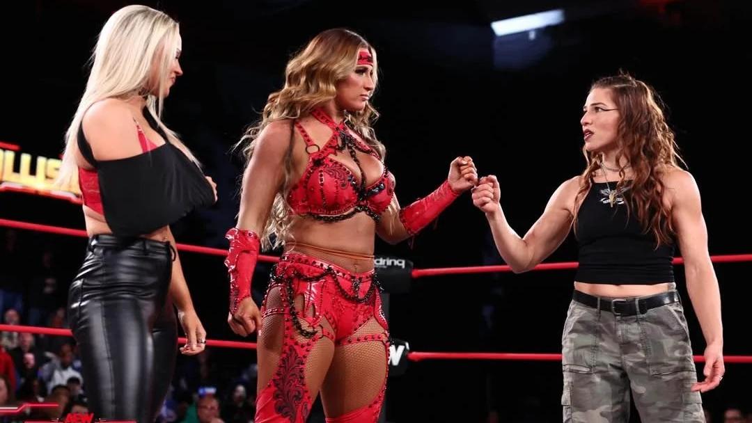 Megan Bayne, Marina Shafir and Penelope Ford working together.